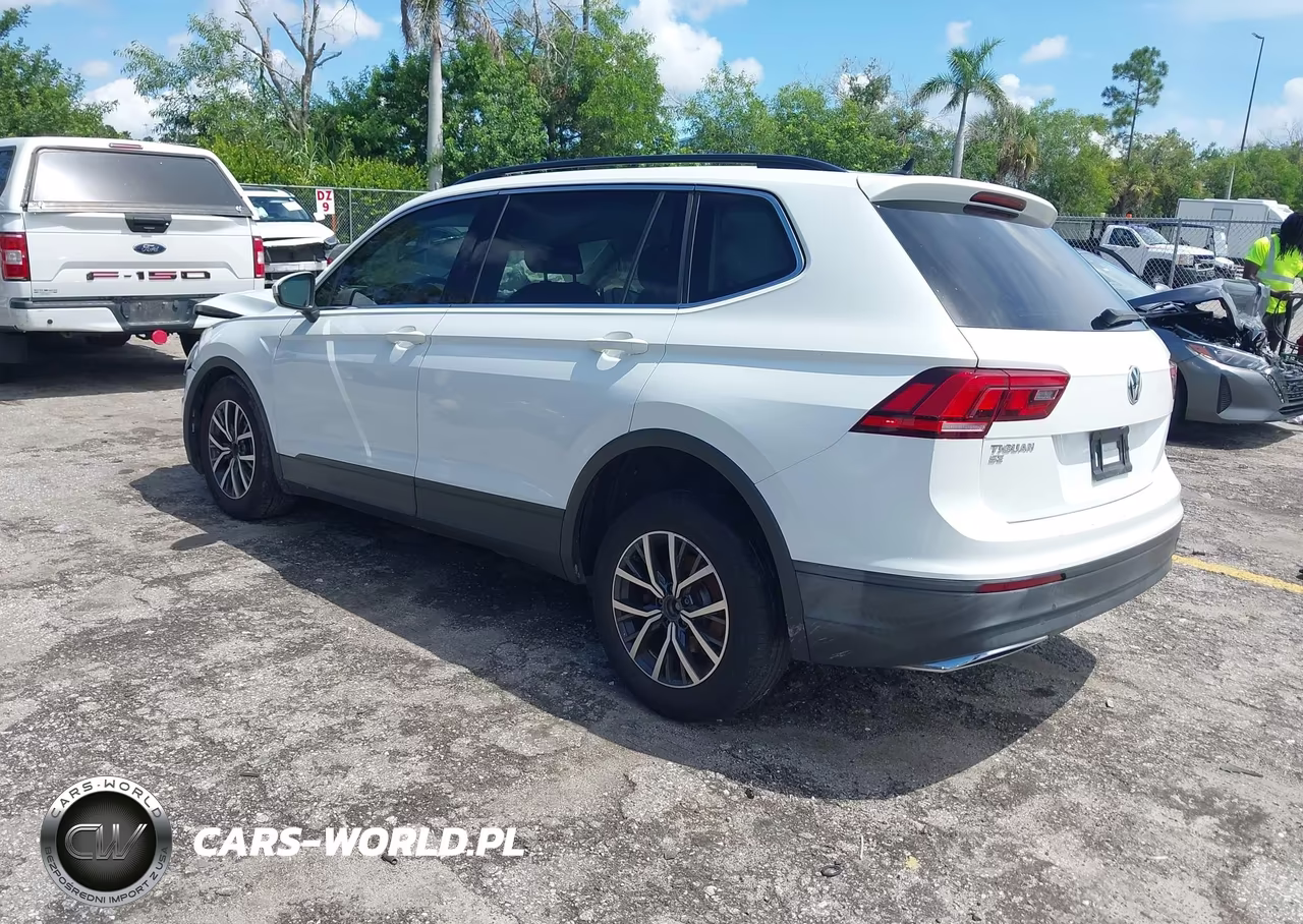 2019 Volkswagen Tiguan 2.0T Se-2.0T Sel-2.0T Sel R-Line-2.0T Sel R-Line Black VIN:3VV3B7AX6KM056750 - 3