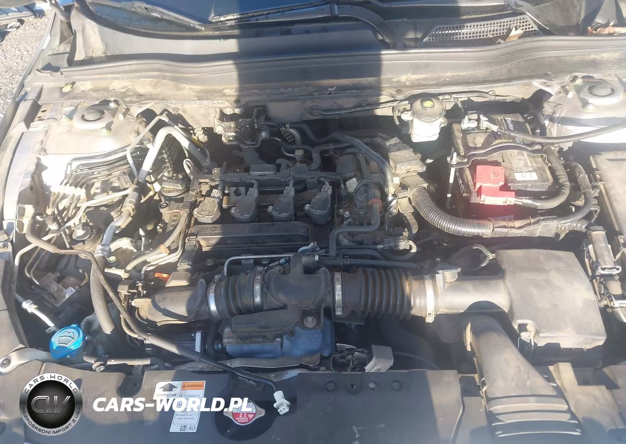 2018 Honda Accord Sport VIN:1HGCV1F30JA102207 - 10