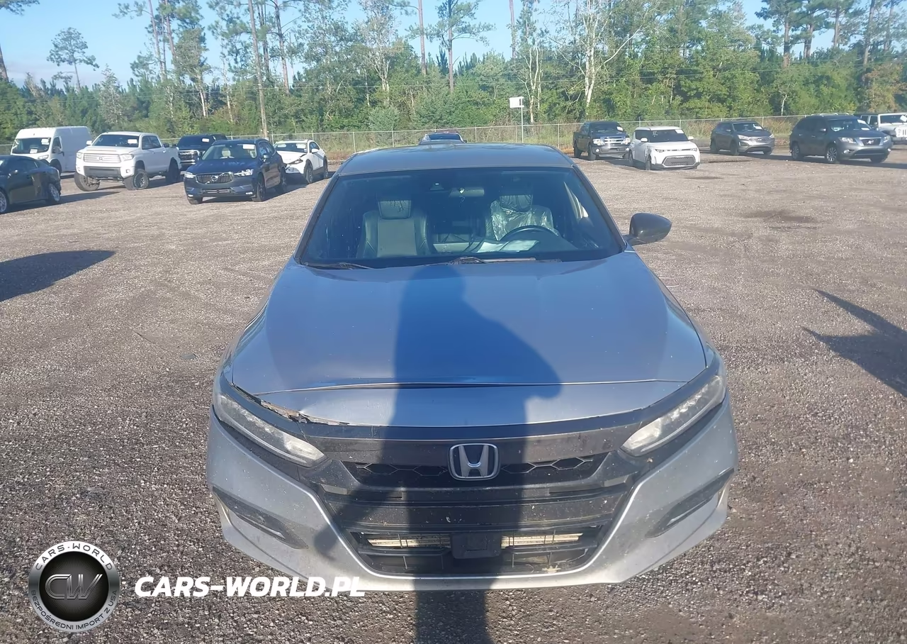 2018 Honda Accord Sport VIN:1HGCV1F30JA102207 - 12
