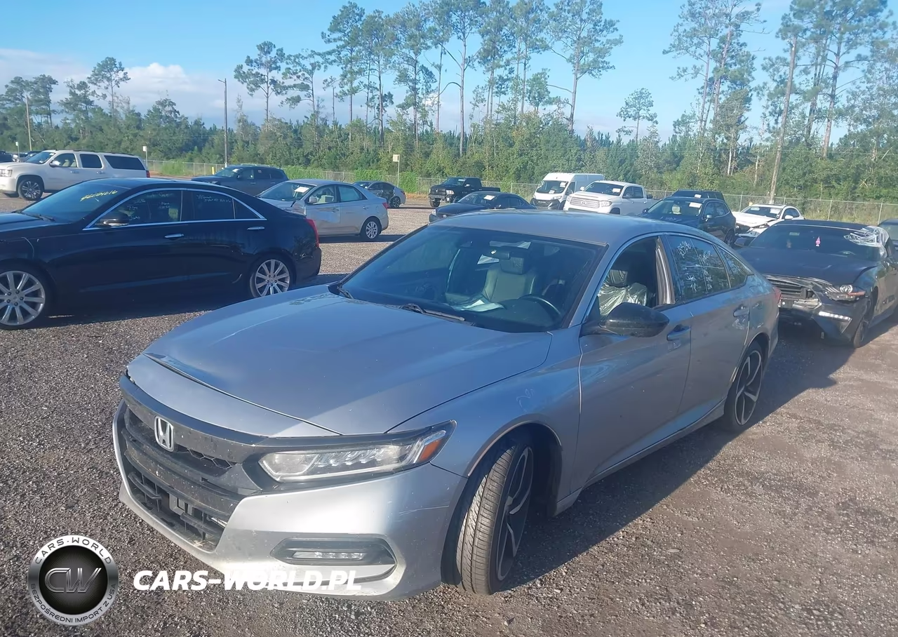 2018 Honda Accord Sport VIN:1HGCV1F30JA102207 - 2