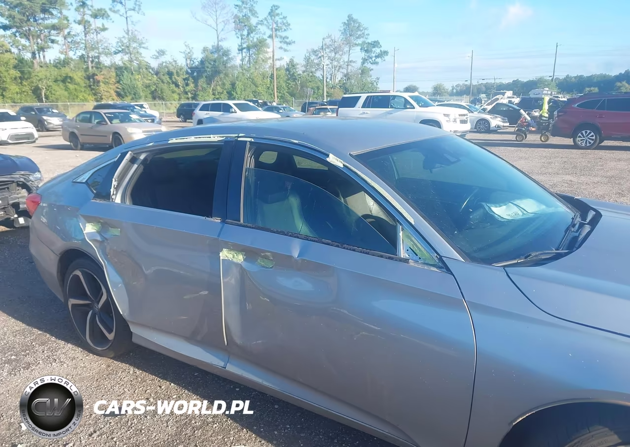 2018 Honda Accord Sport VIN:1HGCV1F30JA102207 - 6