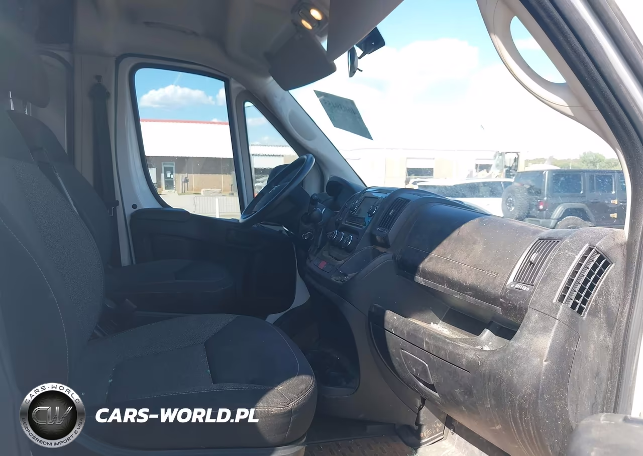 2018 Ram Promaster 1500 Low Roof 136 Wb VIN:3C6TRVAG1JE102435 - 4