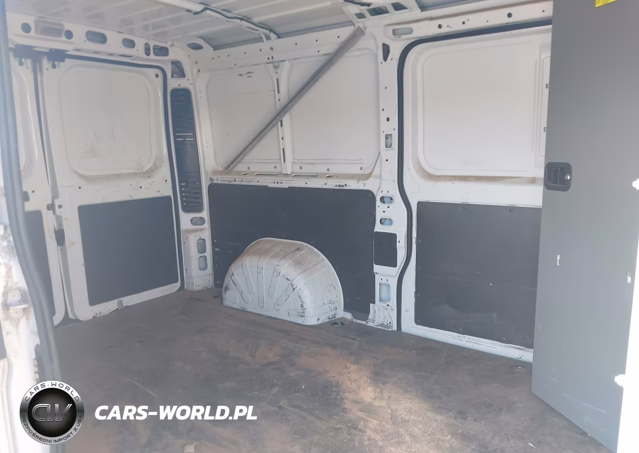 2018 Ram Promaster 1500 Low Roof 136 Wb VIN:3C6TRVAG1JE102435 - 7