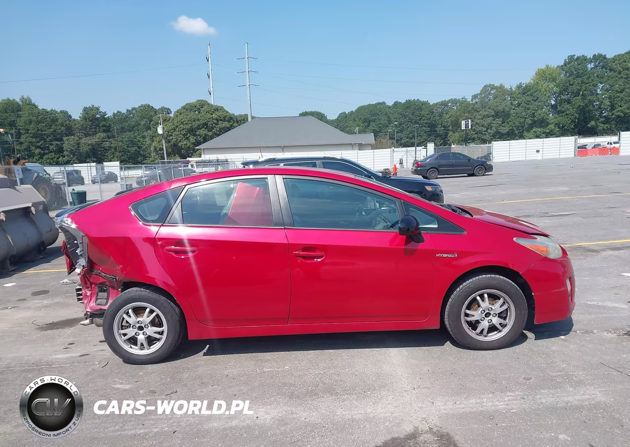 2011 Toyota Prius Four VIN:JTDKN3DU7B0320928 - 13