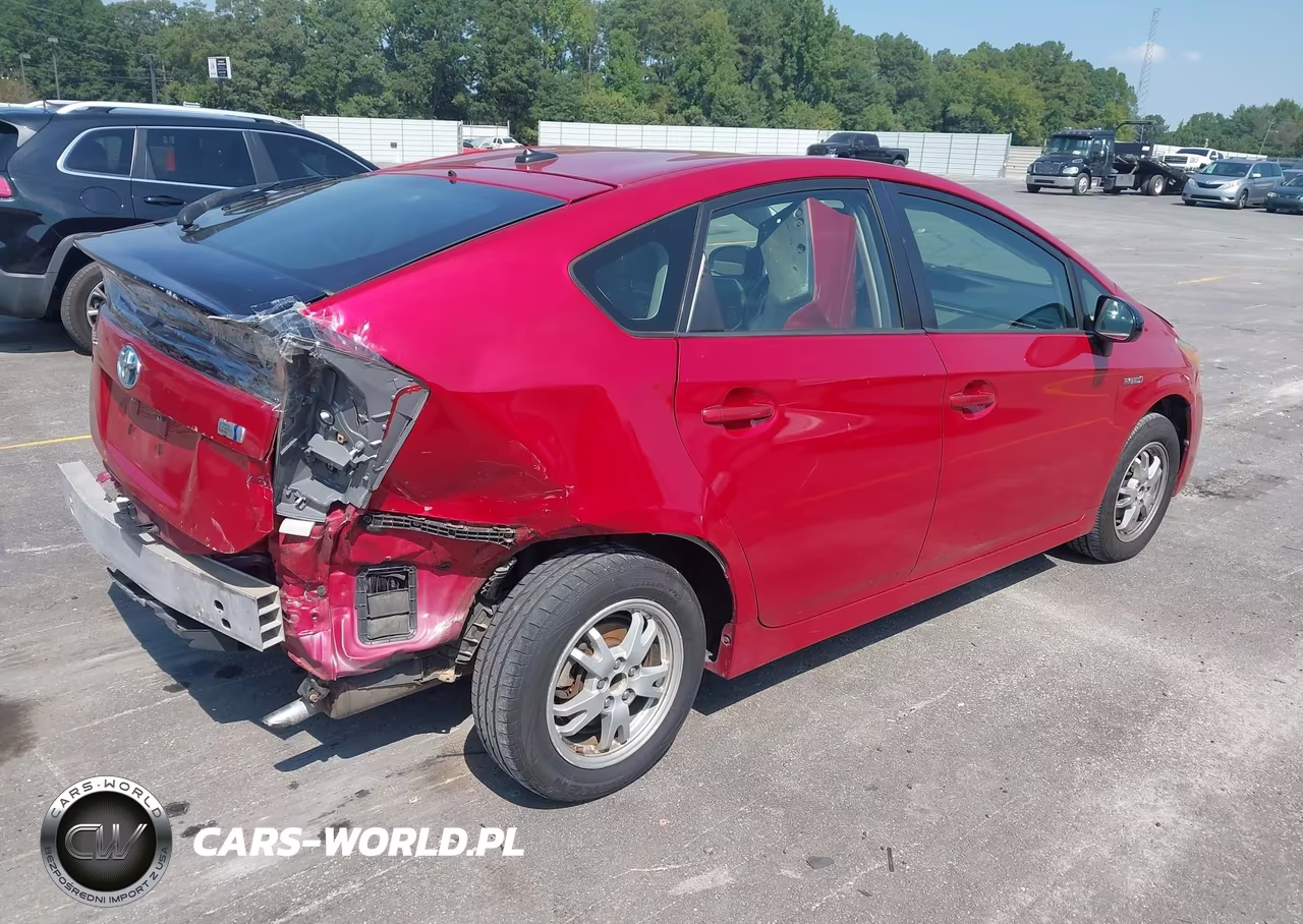 2011 Toyota Prius Four VIN:JTDKN3DU7B0320928 - 4