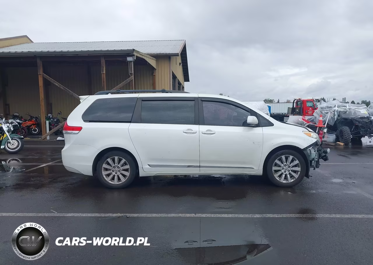 2011 Toyota Sienna Ltd VIN:5TDYK3DC3BS020262 - 14