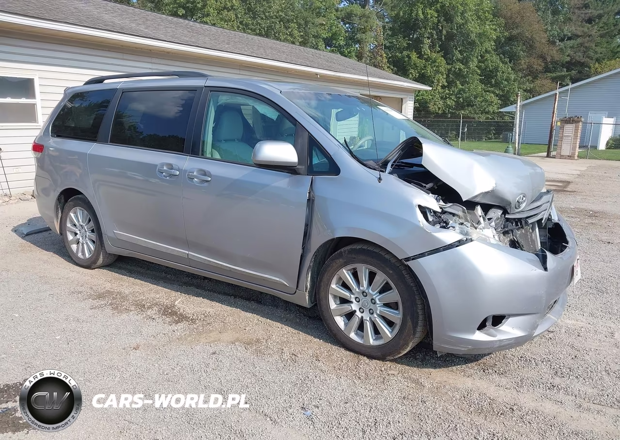 2012 Toyota Sienna Xle 7 Passenger