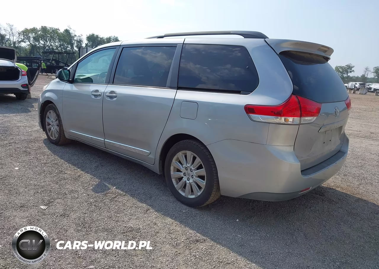 2012 Toyota Sienna Xle 7 Passenger VIN:5TDDK3DC4CS035935 - 3