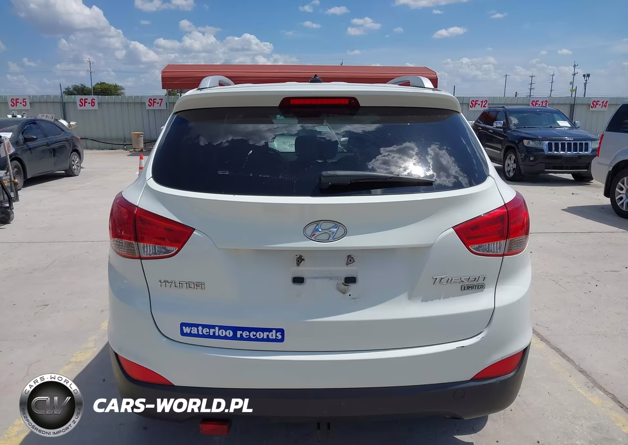 2011 Hyundai Tucson Limited VIN:KM8JU3AC8BU212736 - 16