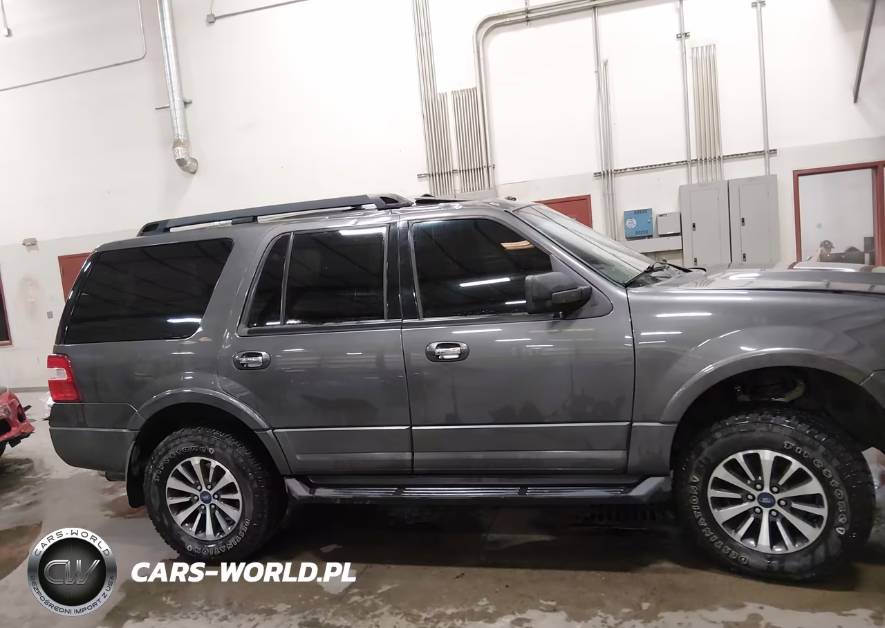 2015 Ford Expedition Xlt VIN:1FMJU1JT6FEF06902 - 13