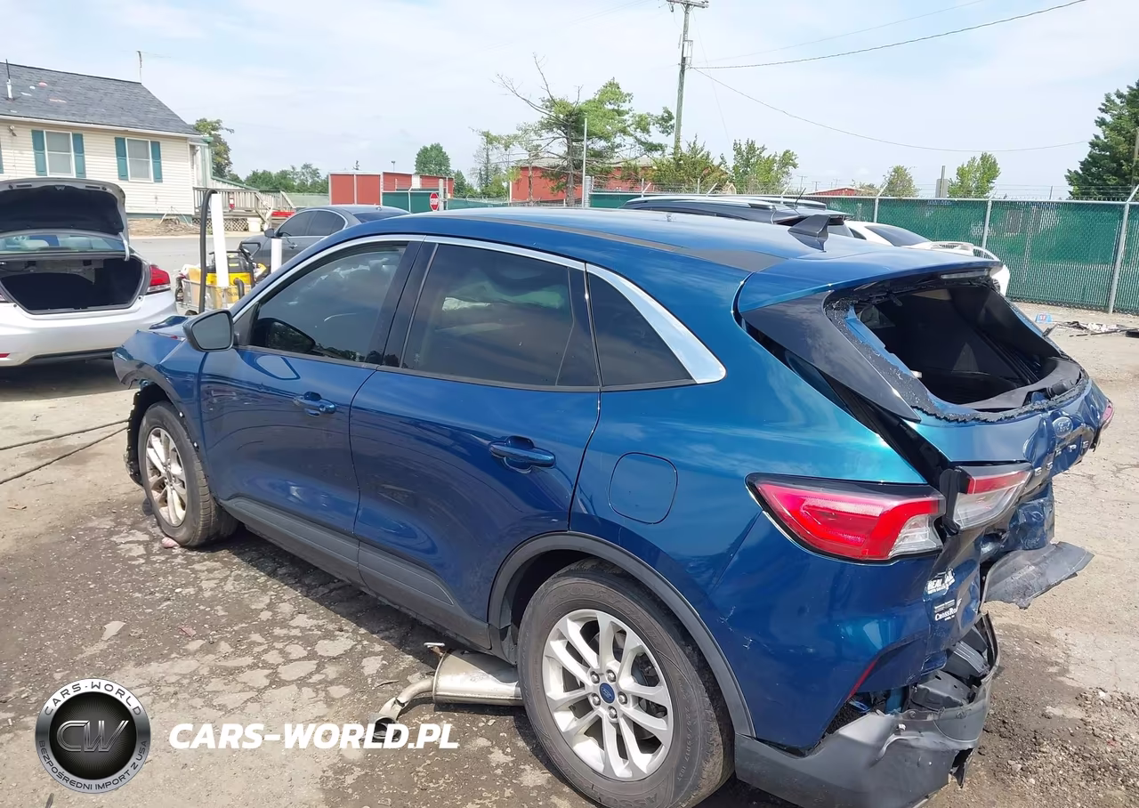 2020 Ford Escape Se VIN:1FMCU0G66LUA92476 - 3