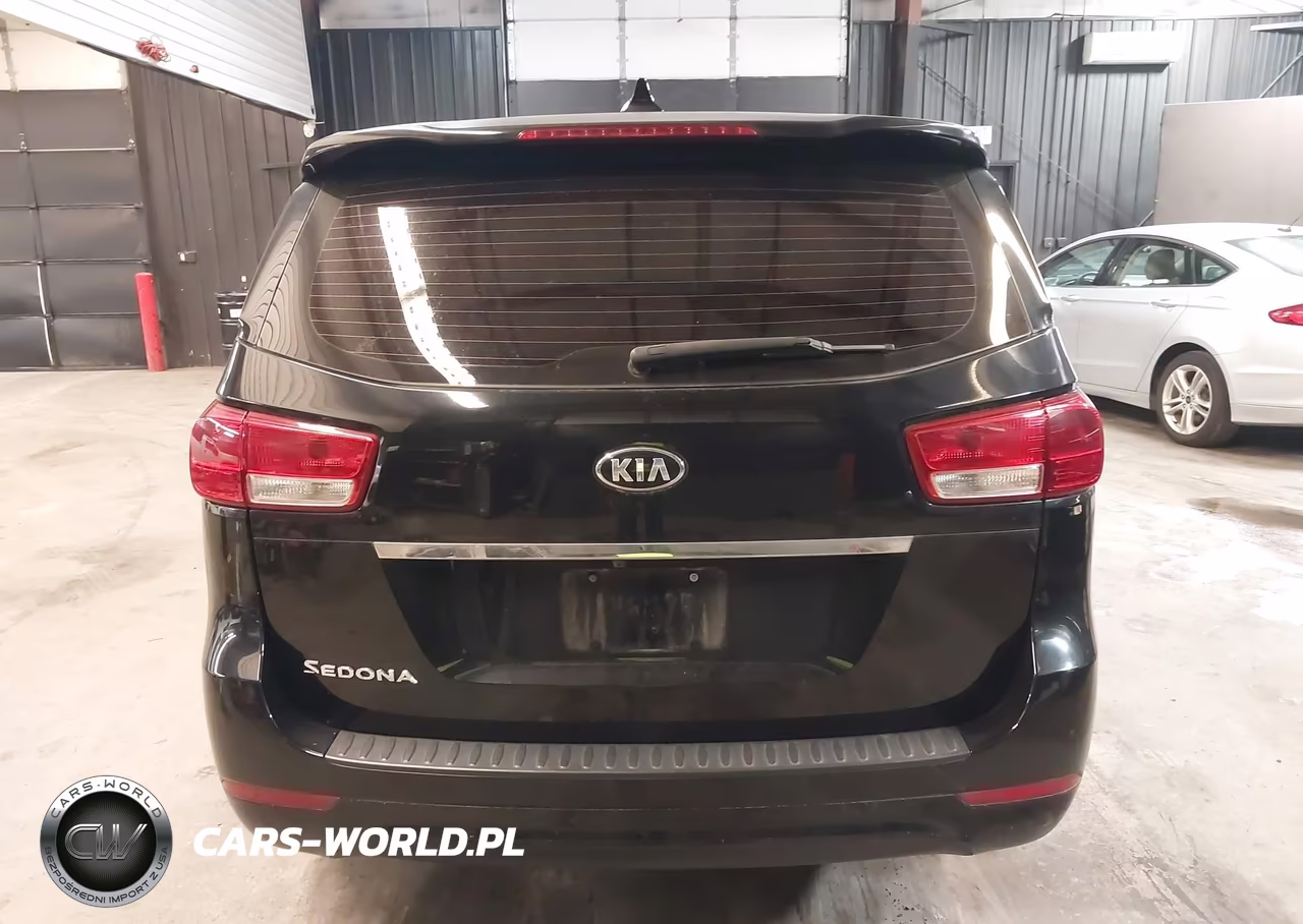 2018 Kia Sedona L VIN:KNDMA5C15J6397204 - 21