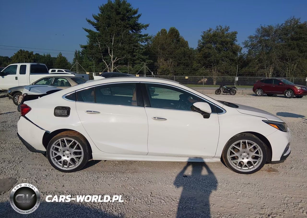 2017 Chevrolet Cruze Premier VIN:1G1BF5SM6H7201918 - 13