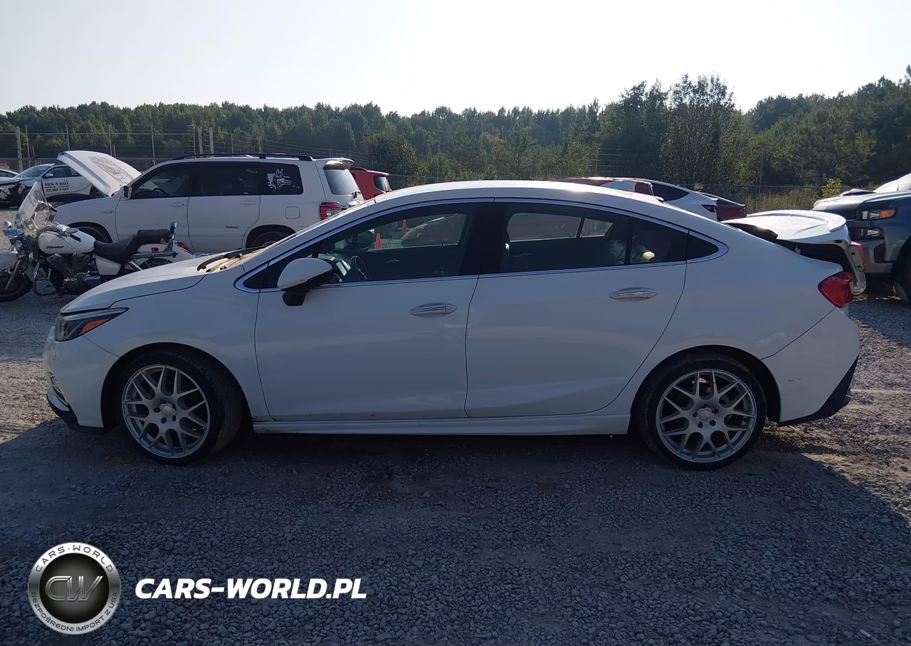 2017 Chevrolet Cruze Premier VIN:1G1BF5SM6H7201918 - 14