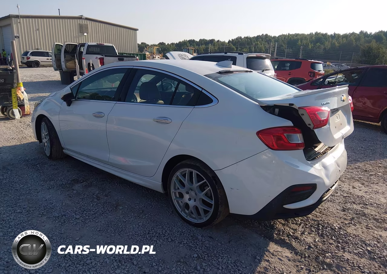 2017 Chevrolet Cruze Premier VIN:1G1BF5SM6H7201918 - 3
