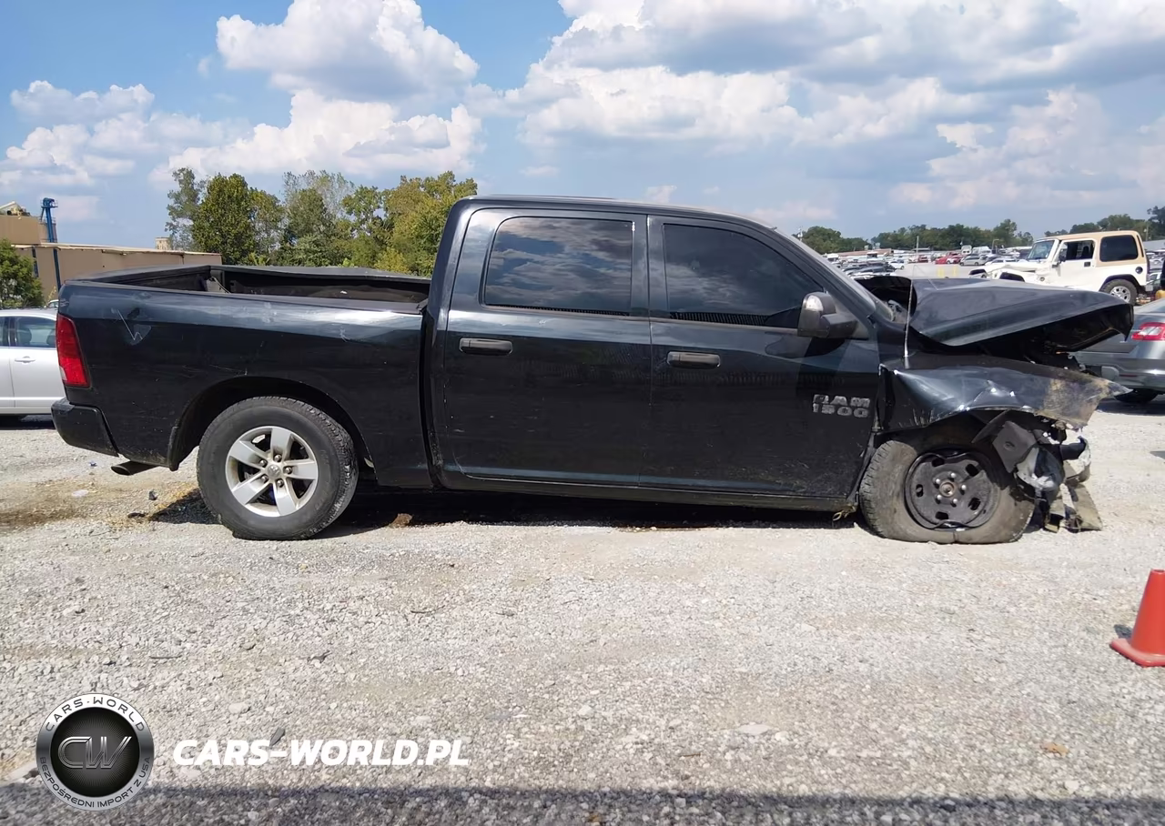 2018 Ram 1500 Express 4X4 5'7 Box VIN:3C6RR7KTXJG264506 - 14
