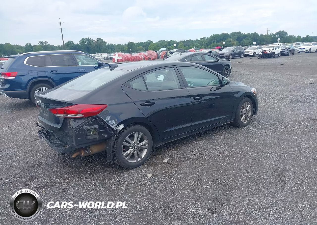 2017 Hyundai Elantra Se VIN:5NPD84LF8HH168386 - 4