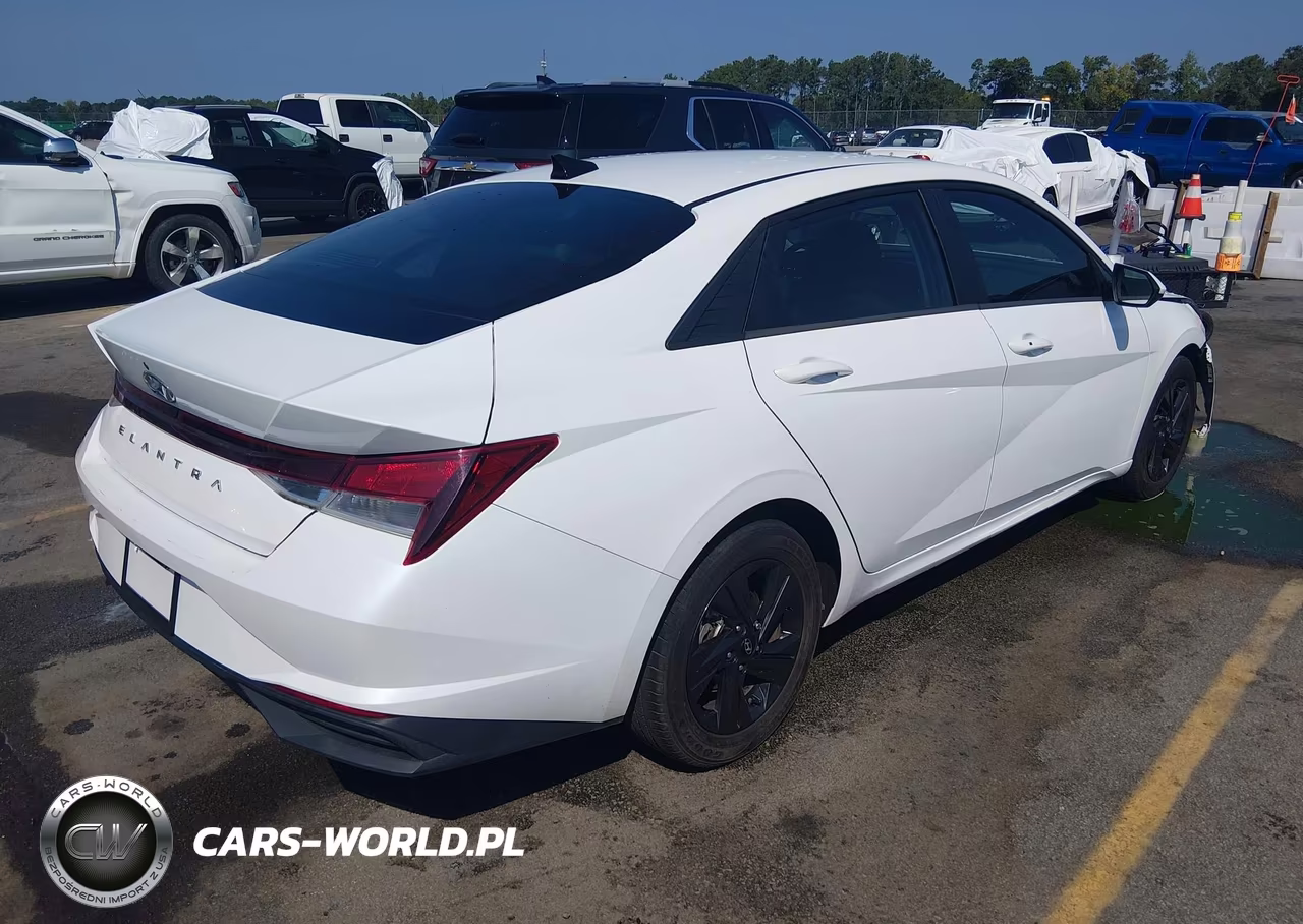 2021 Hyundai Elantra Sel VIN:5NPLS4AGXMH048401 - 4