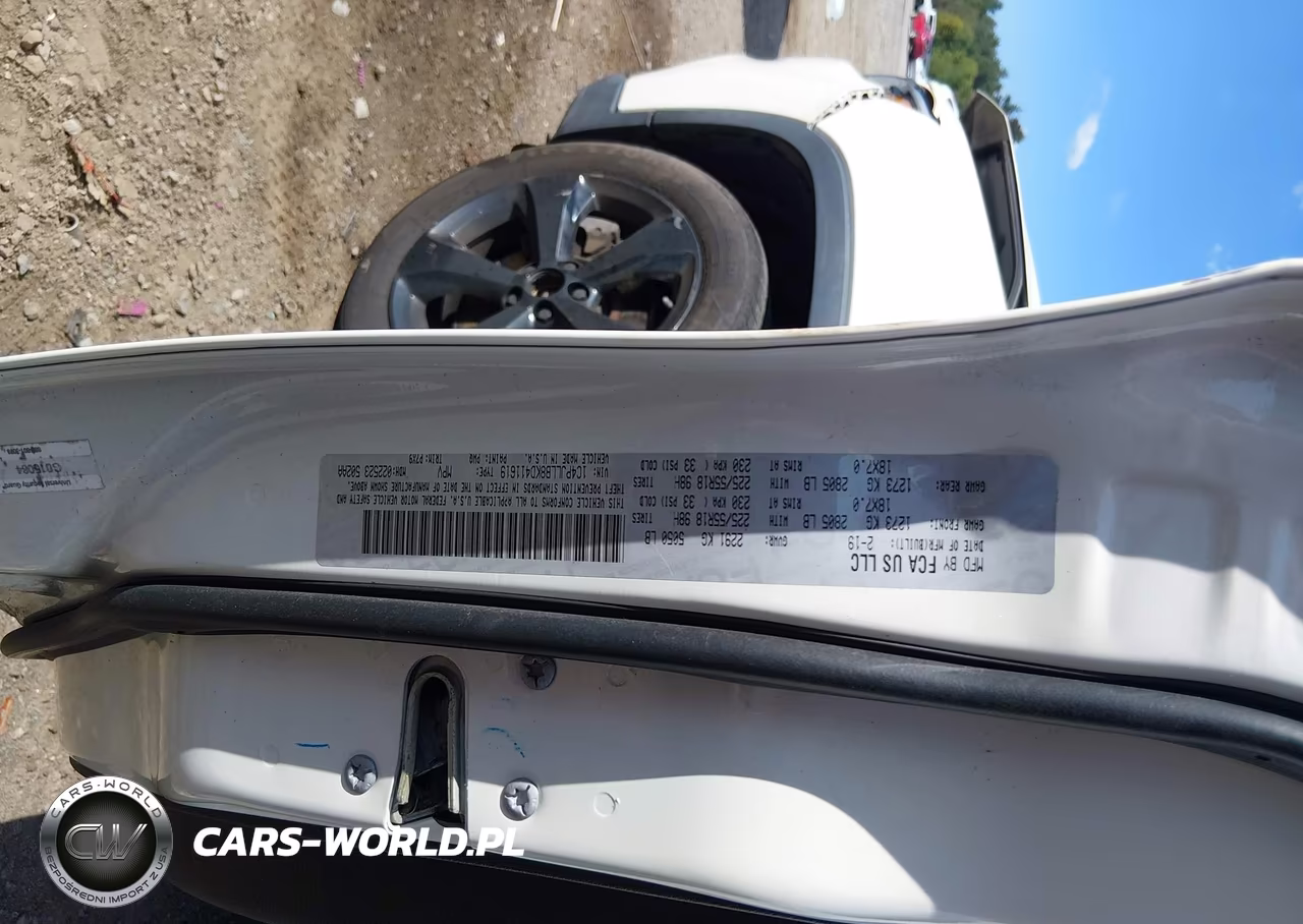 2019 Jeep Cherokee Altitude Fwd VIN:1C4PJLLB8KD411619 - 9