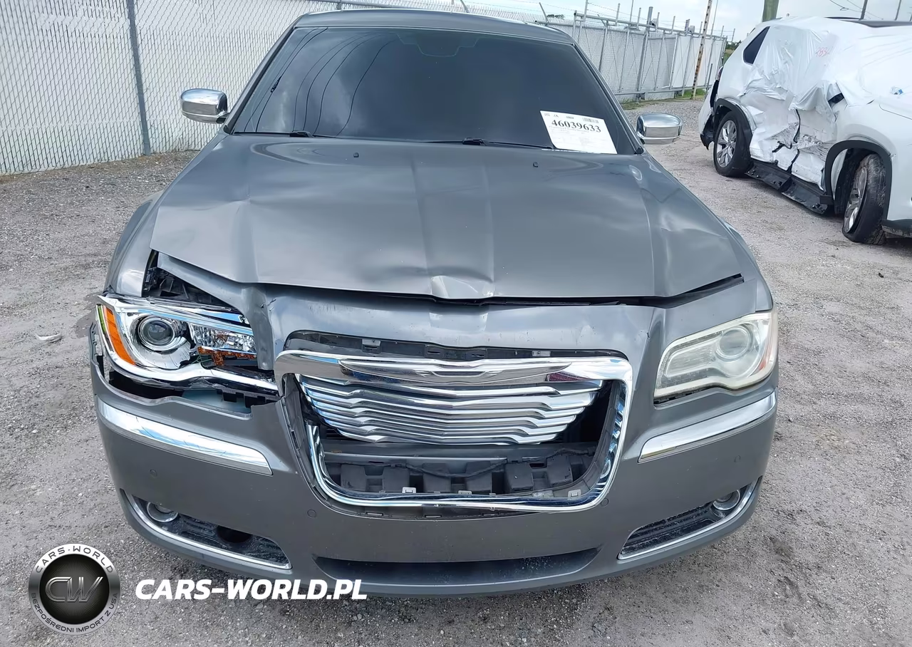 2011 Chrysler 300C VIN:2C3CA6CT2BH580888 - 6