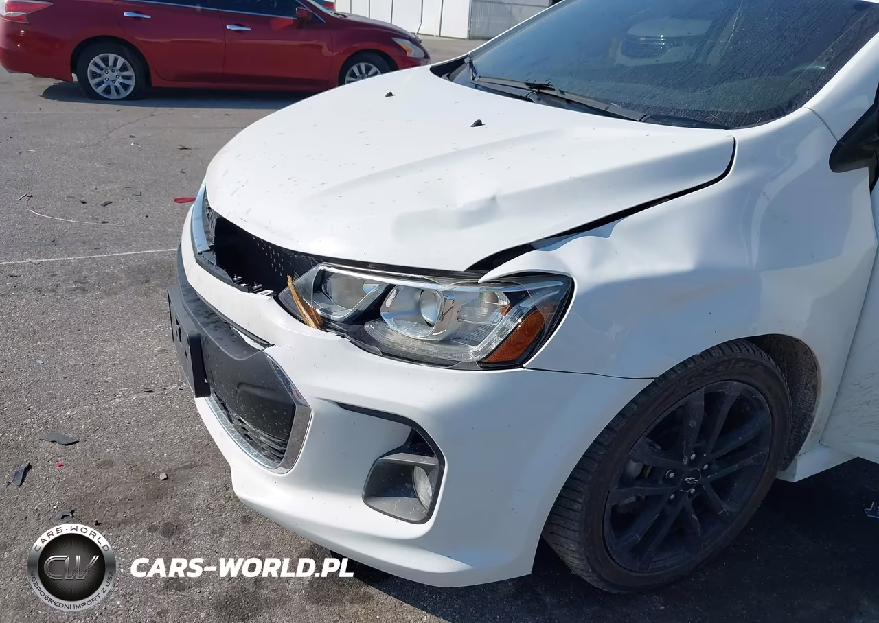 2018 Chevrolet Sonic Lt Manual VIN:1G1JC6SB2J4110743 - 12