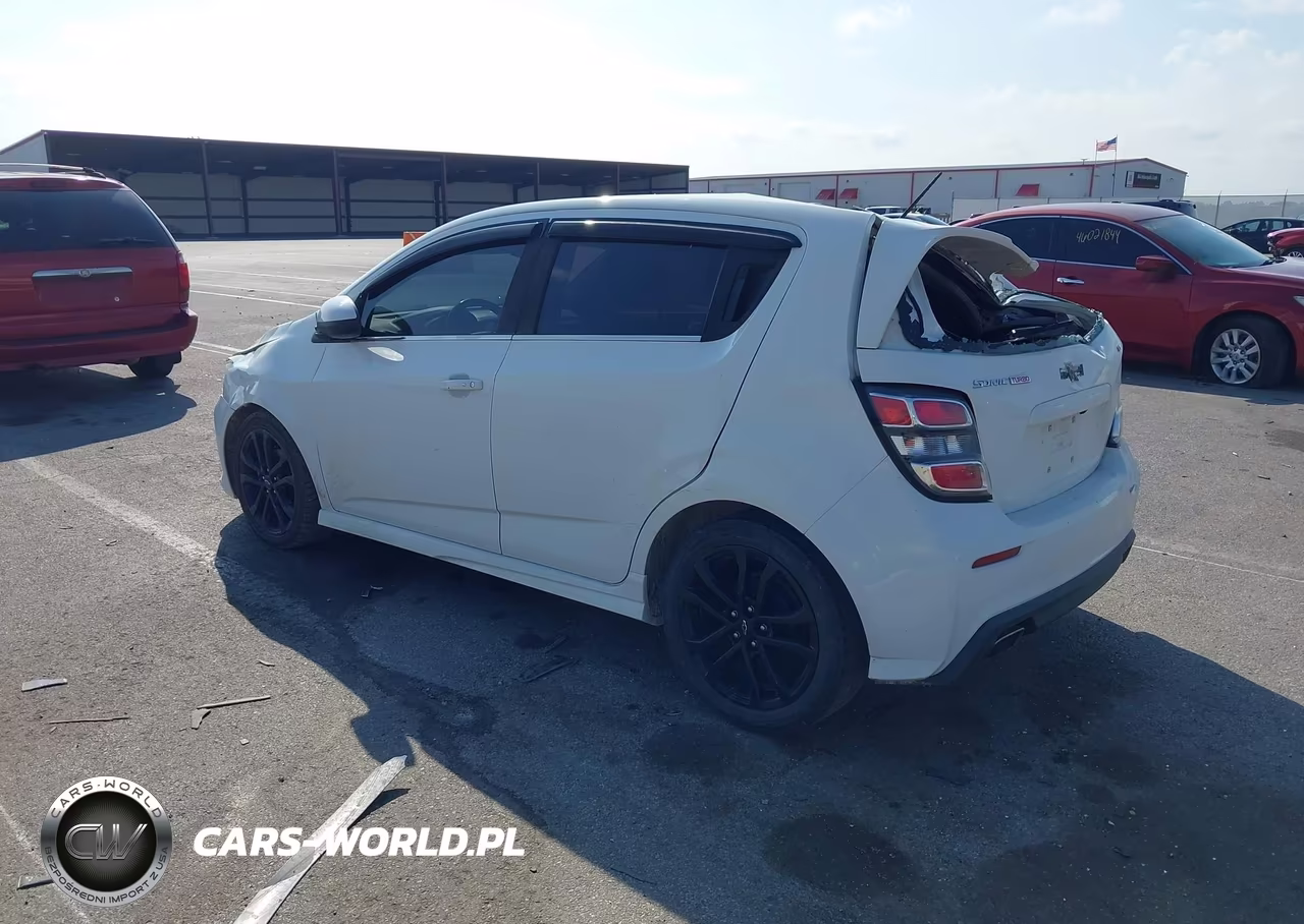 2018 Chevrolet Sonic Lt Manual VIN:1G1JC6SB2J4110743 - 3