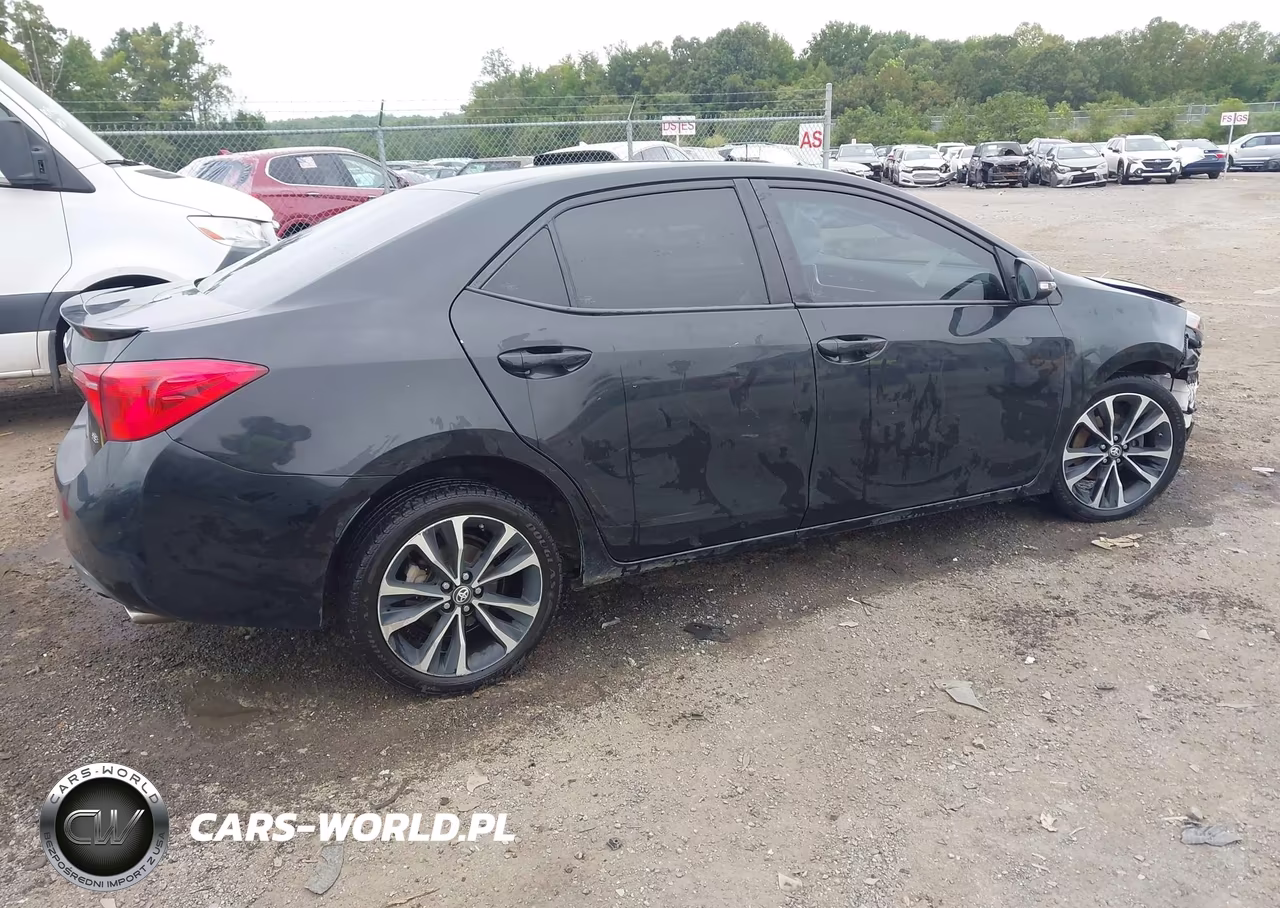 2019 Toyota Corolla Se VIN:2T1BURHE6KC125093 - 4
