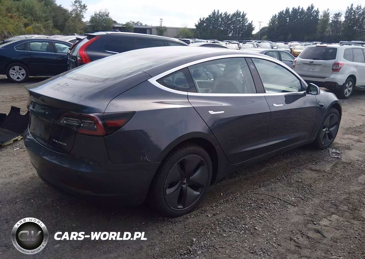2018 Tesla Model 3 Long Range-Performance VIN:5YJ3E1EB2JF100506 - 4