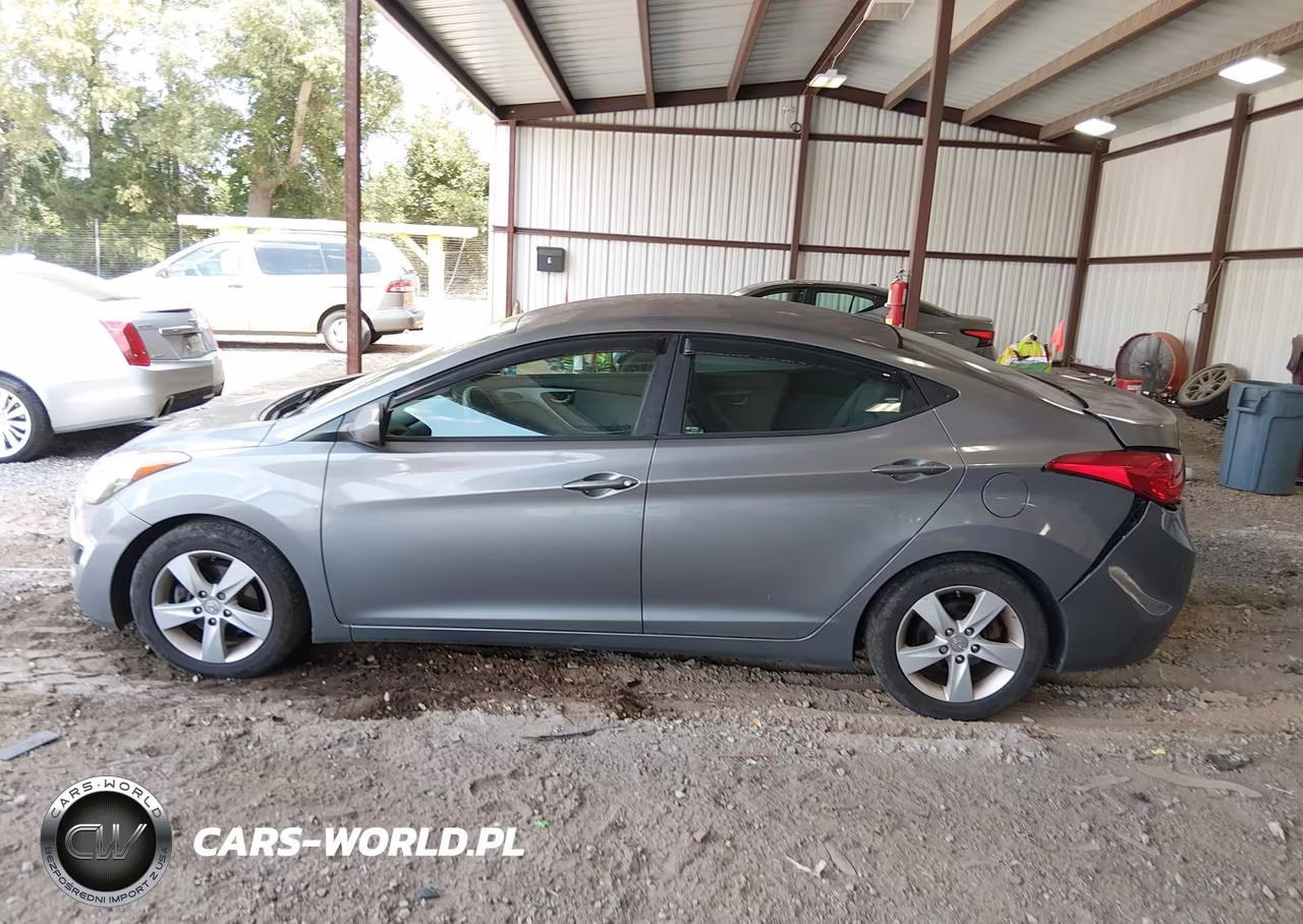 2013 Hyundai Elantra Gls VIN:5NPDH4AE0DH383118 - 14