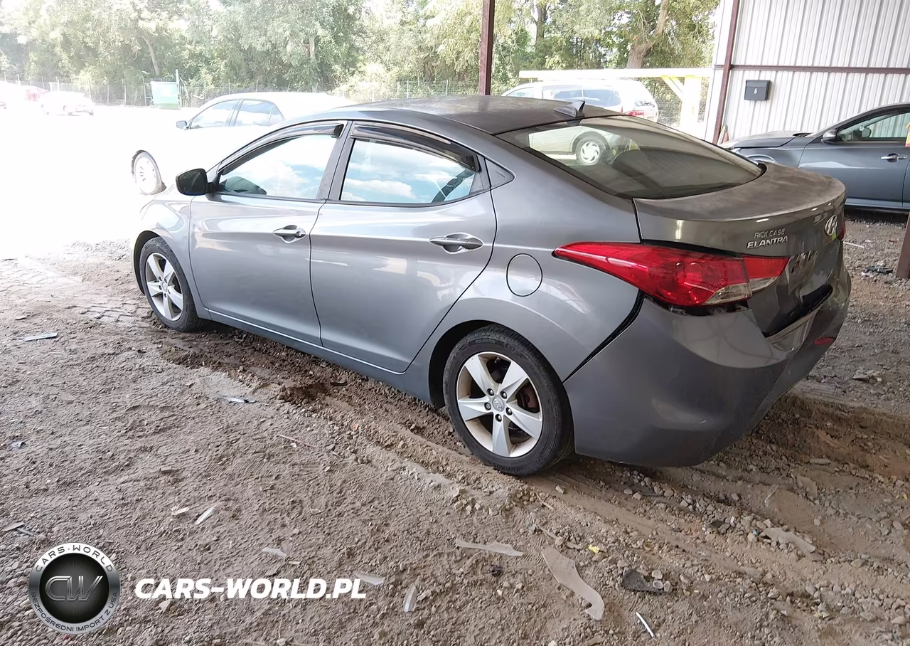 2013 Hyundai Elantra Gls VIN:5NPDH4AE0DH383118 - 3