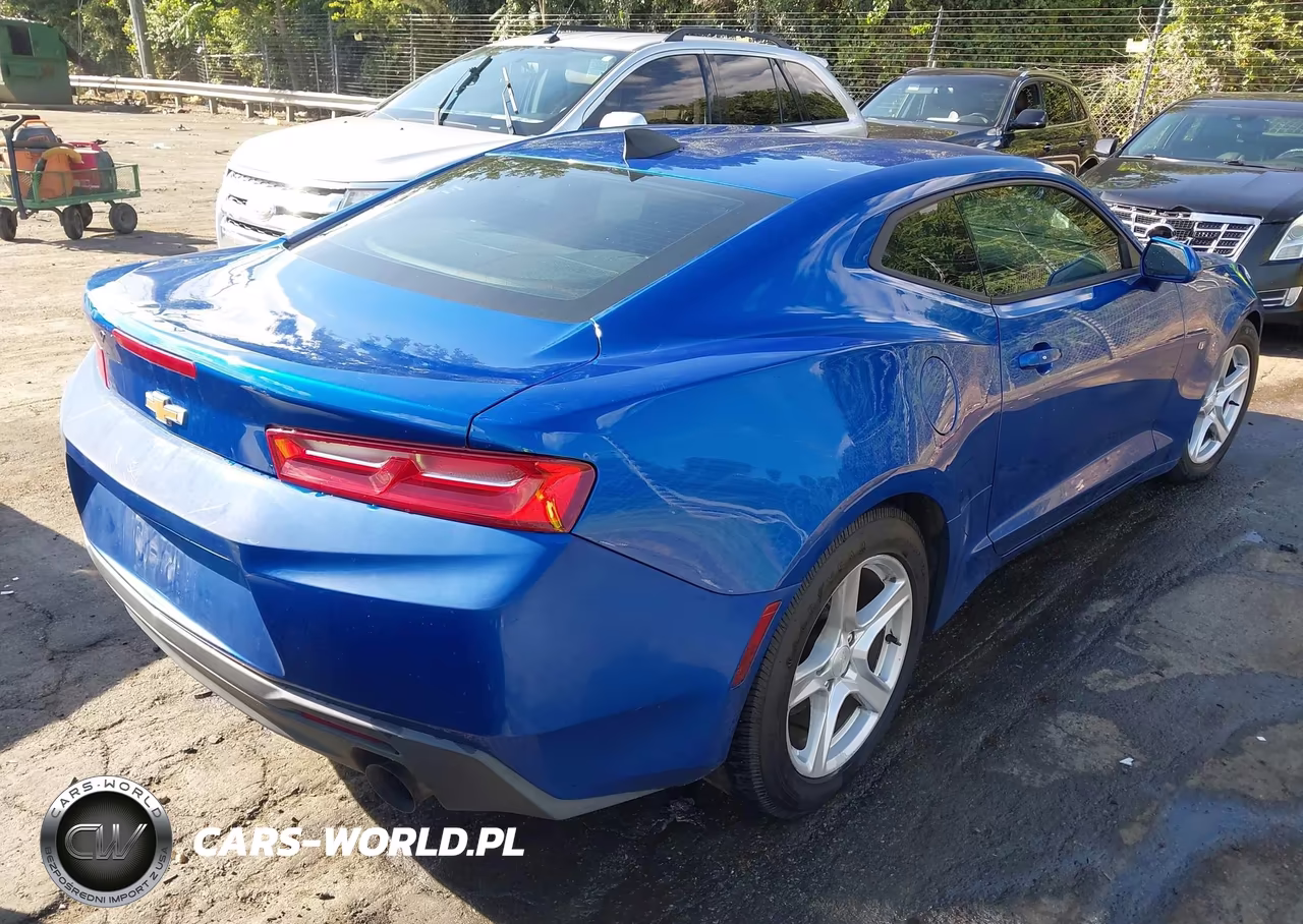 2017 Chevrolet Camaro 1Lt VIN:1G1FB1RX6H0190692 - 4