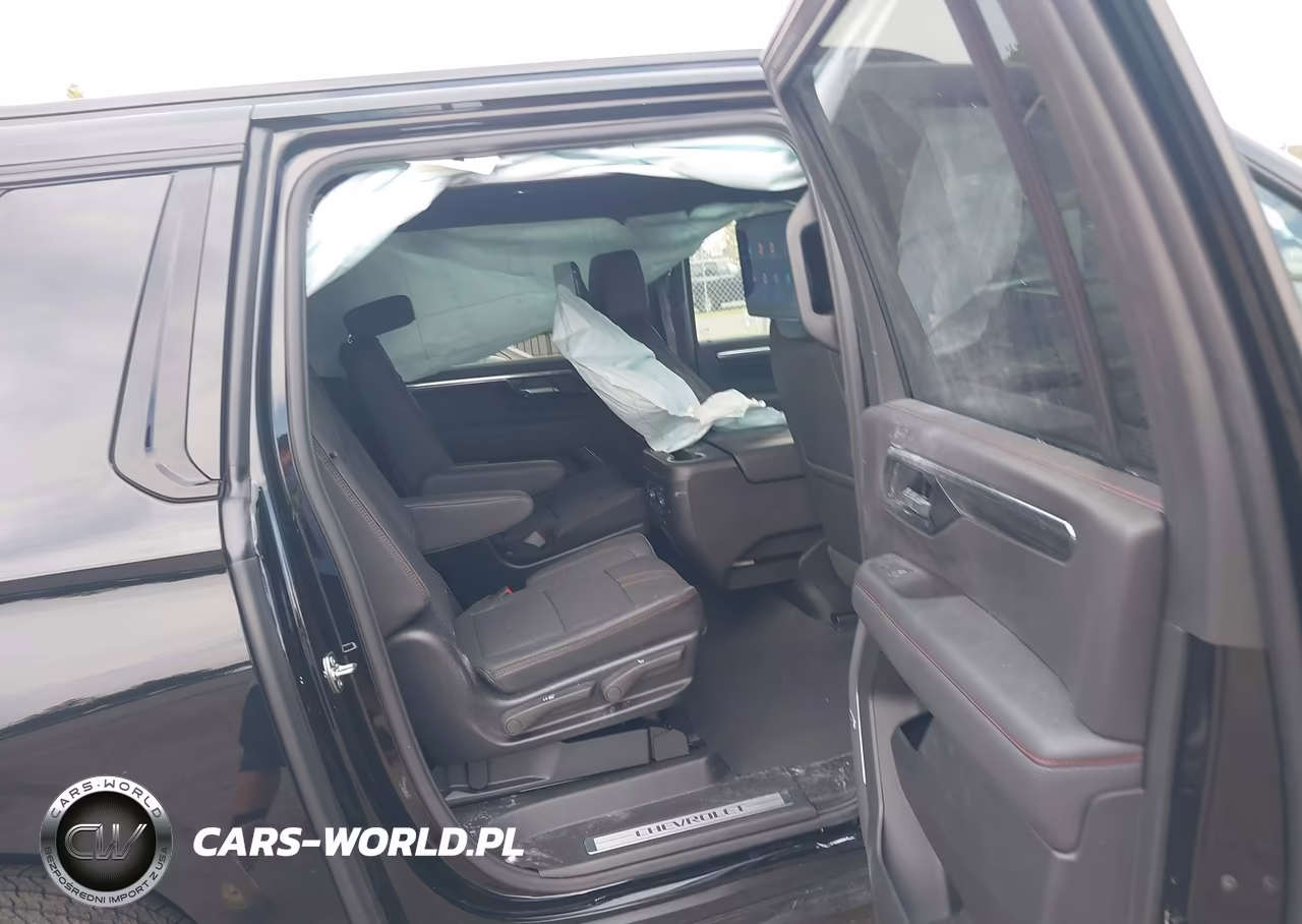 2026 Chevrolet Suburban Rst, 4Wd VIN:1GNS6EKD9TR332109 - 8