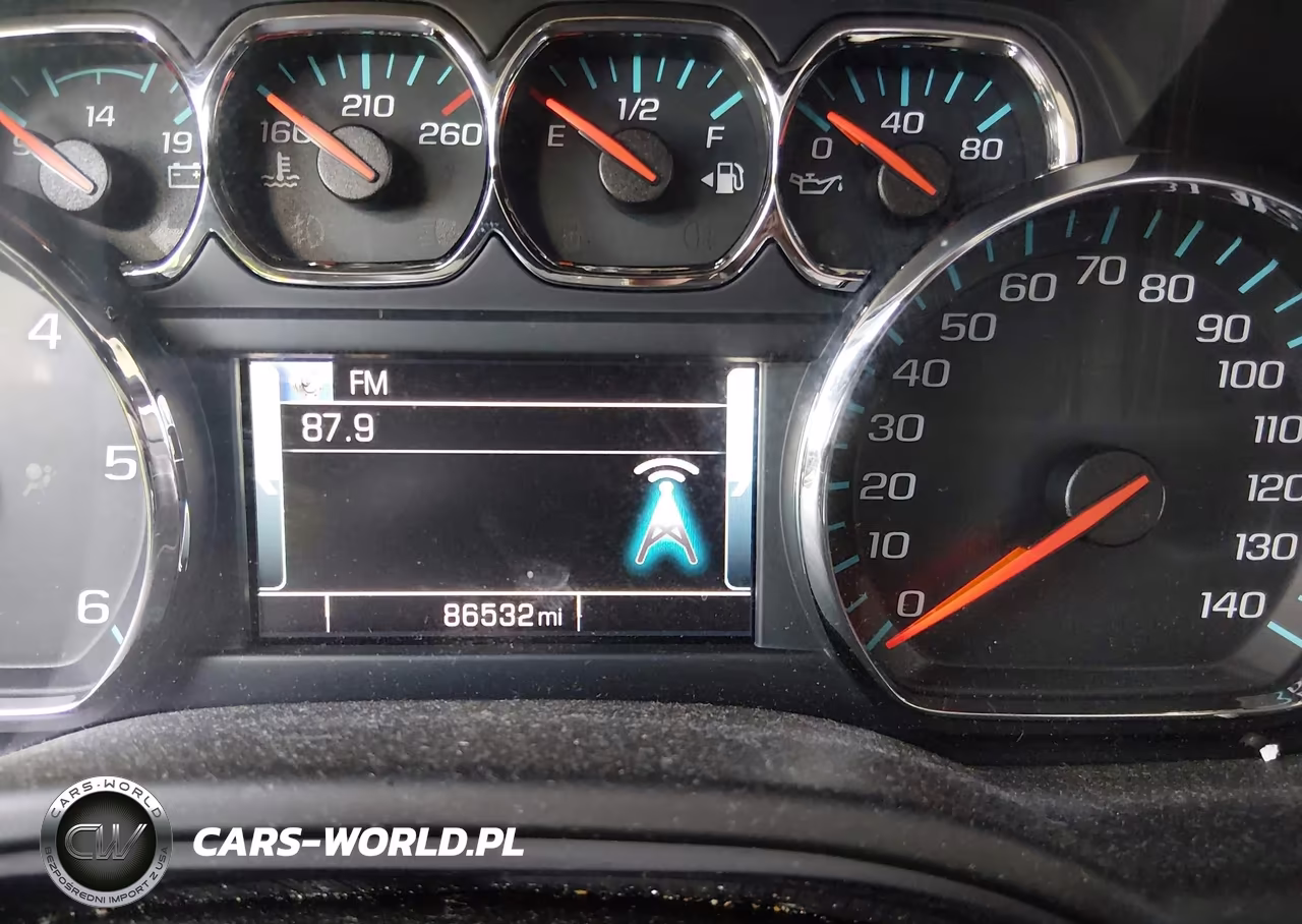2016 Chevrolet Tahoe Ls VIN:1GNSKAKC3GR233934 - 15