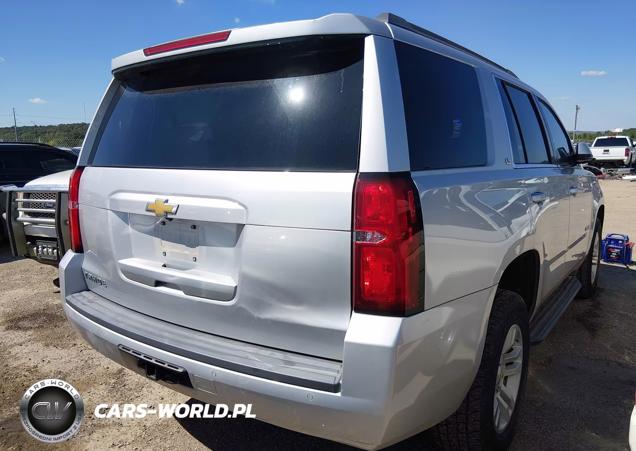 2016 Chevrolet Tahoe Ls VIN:1GNSKAKC3GR233934 - 4