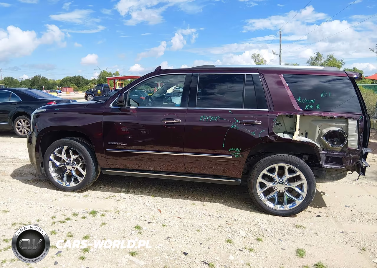 2017 GMC Yukon Denali VIN:1GKS2CKJ2HR215739 - 14