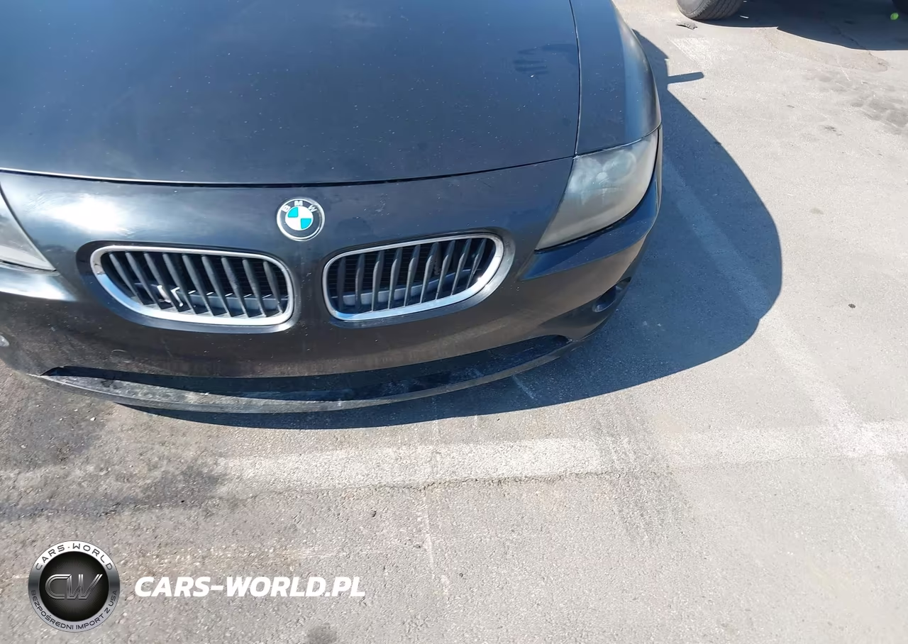 2005 BMW Z4 2.5I VIN:4USBT33565LS56751 - 15