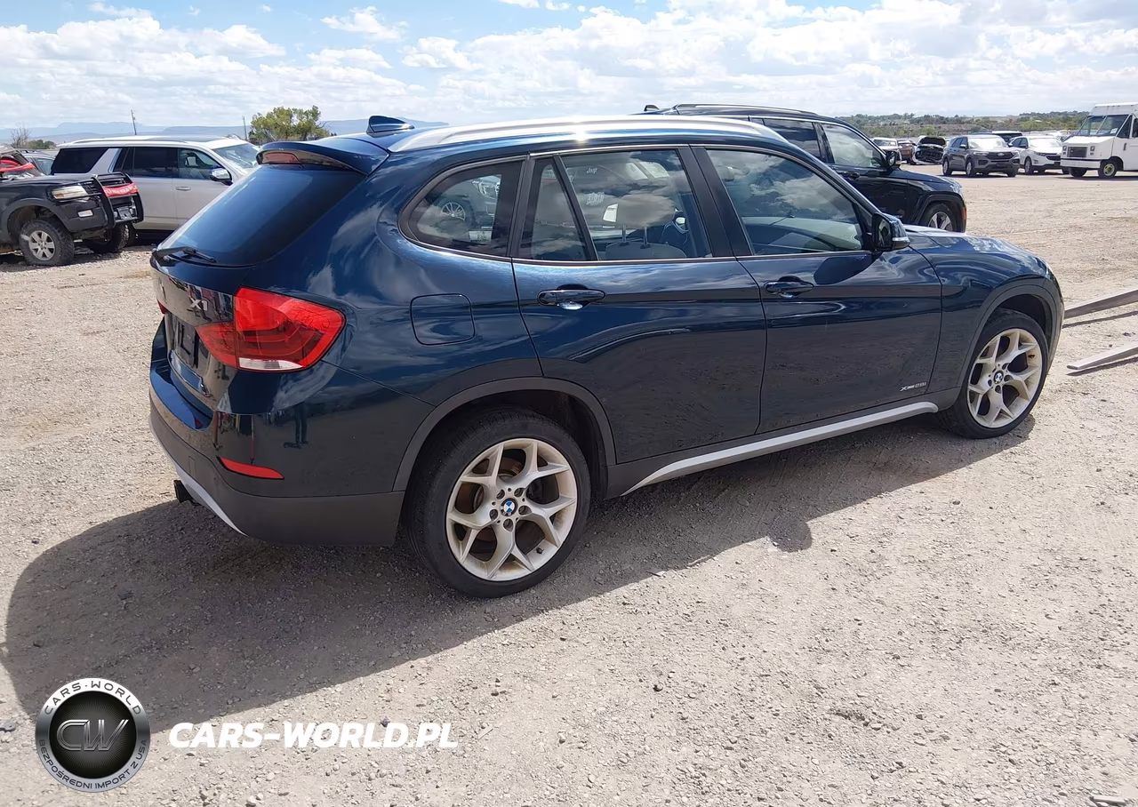 2013 BMW X1 xDrive28I VIN:WBAVL1C55DVR85816 - 4
