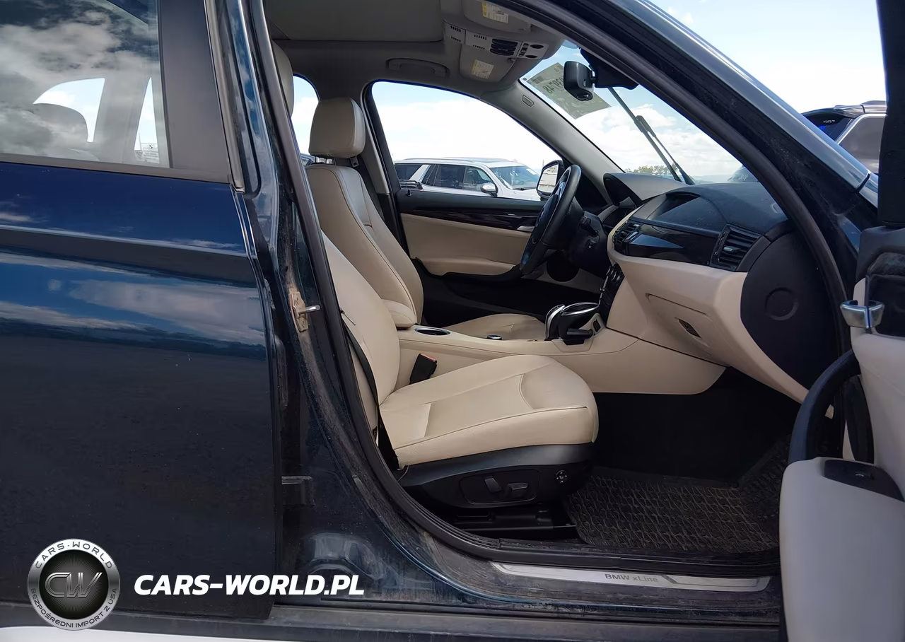 2013 BMW X1 xDrive28I VIN:WBAVL1C55DVR85816 - 5