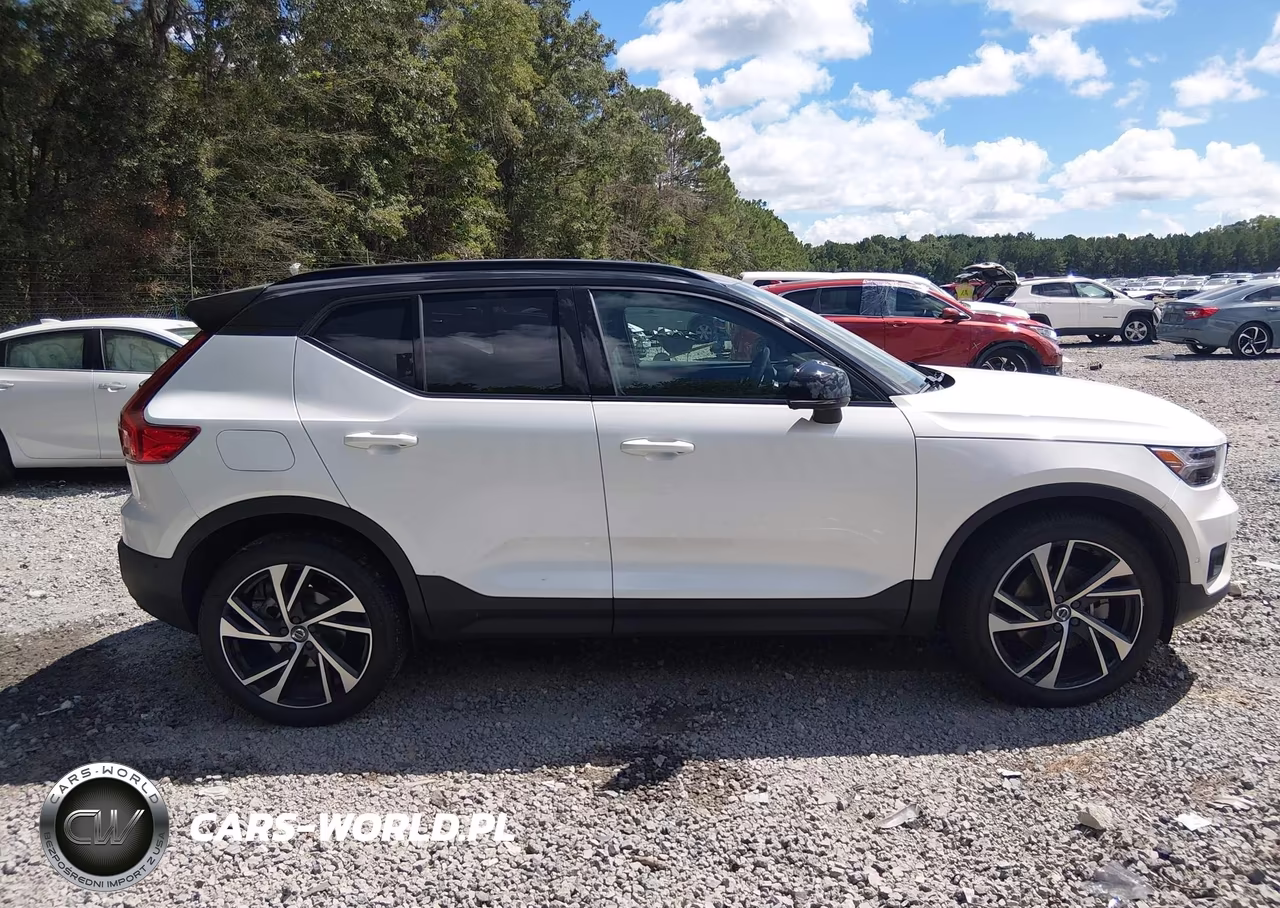 2021 Volvo Xc40 T4 R-Design VIN:YV4AC2HM3M2507982 - 13