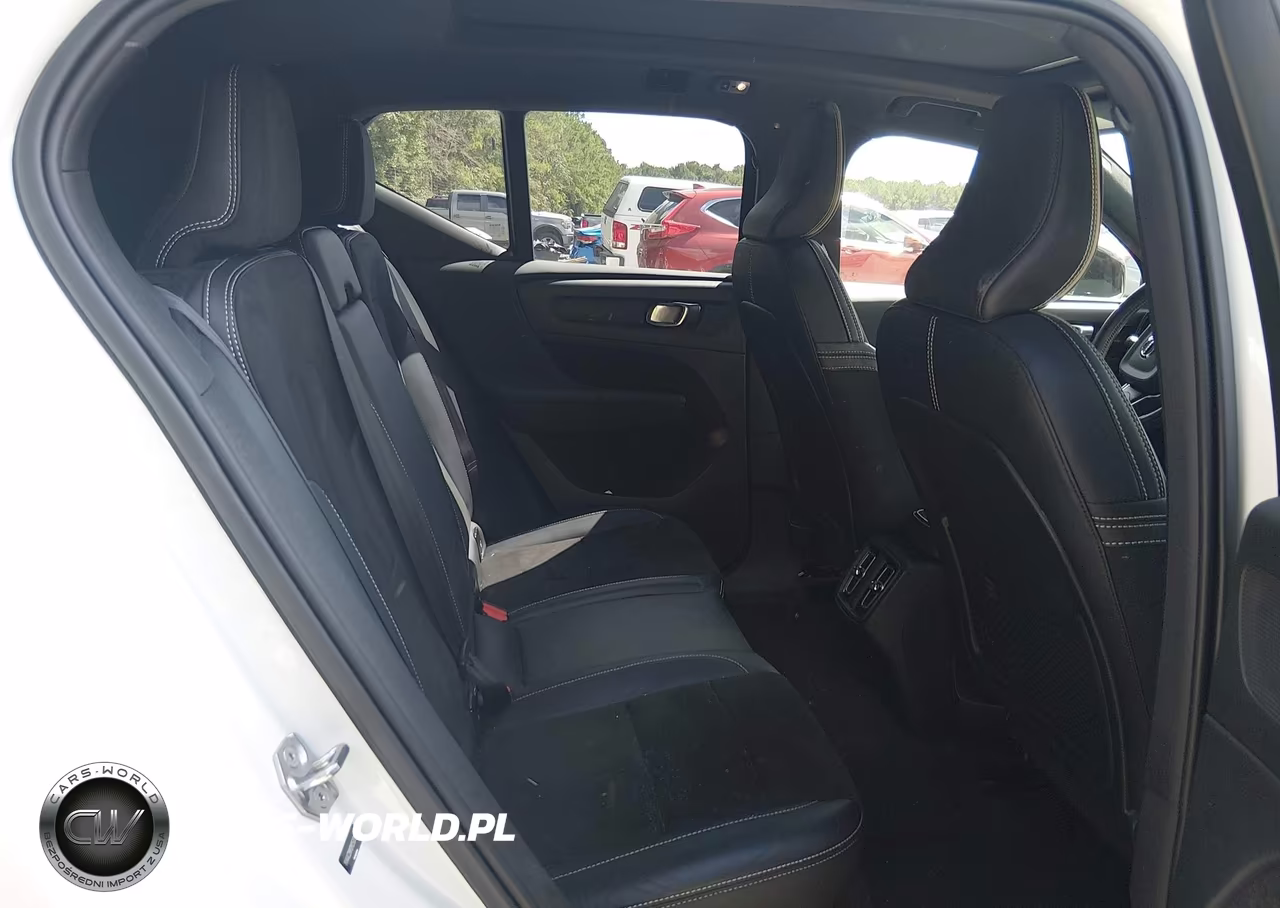 2021 Volvo Xc40 T4 R-Design VIN:YV4AC2HM3M2507982 - 8