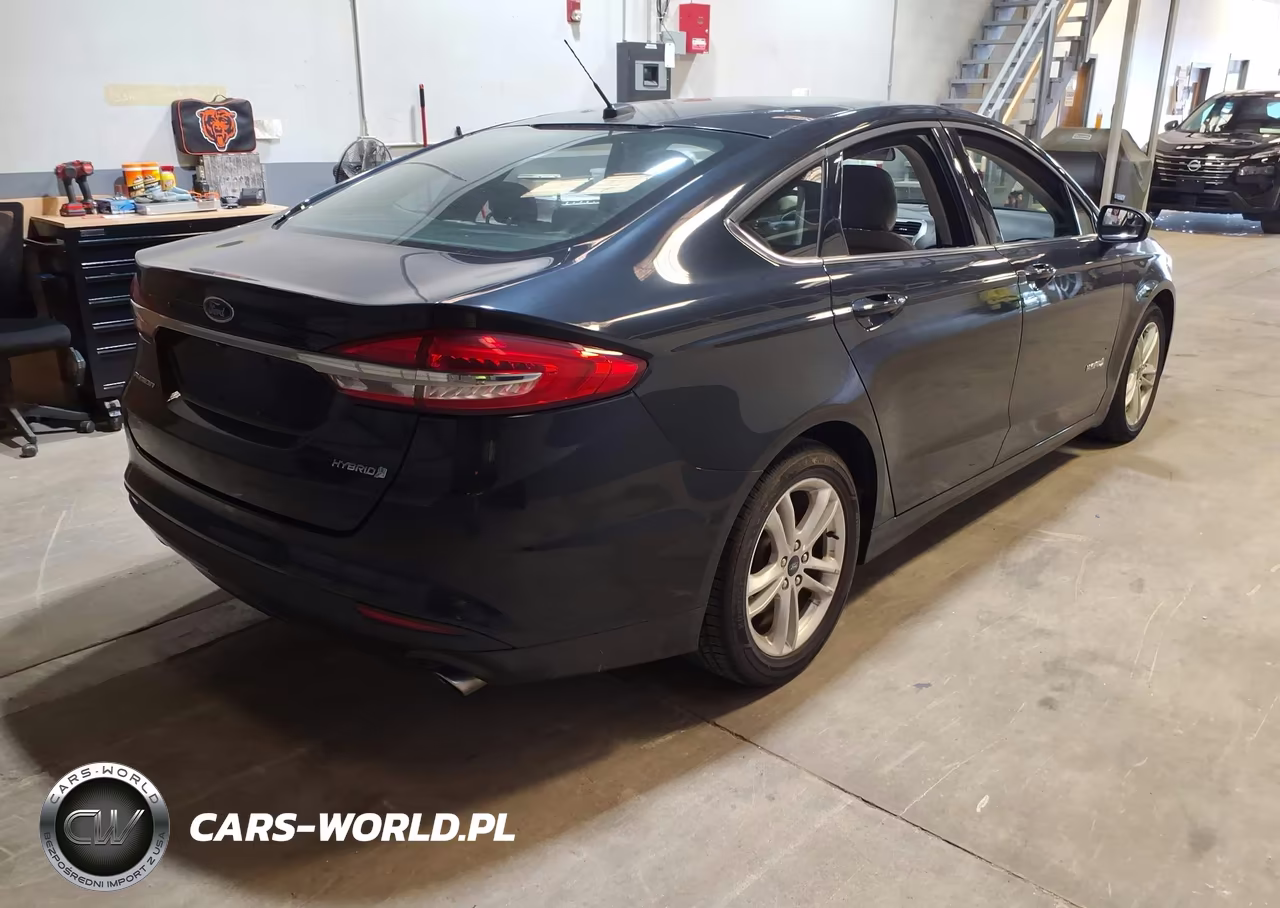 2018 Ford Fusion Hybrid S VIN:3FA6P0UU2JR271541 - 4