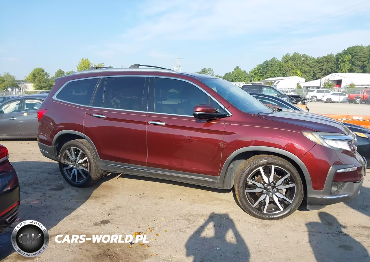 2019 Honda Pilot Touring VIN:5FNYF6H68KB012981 - 13
