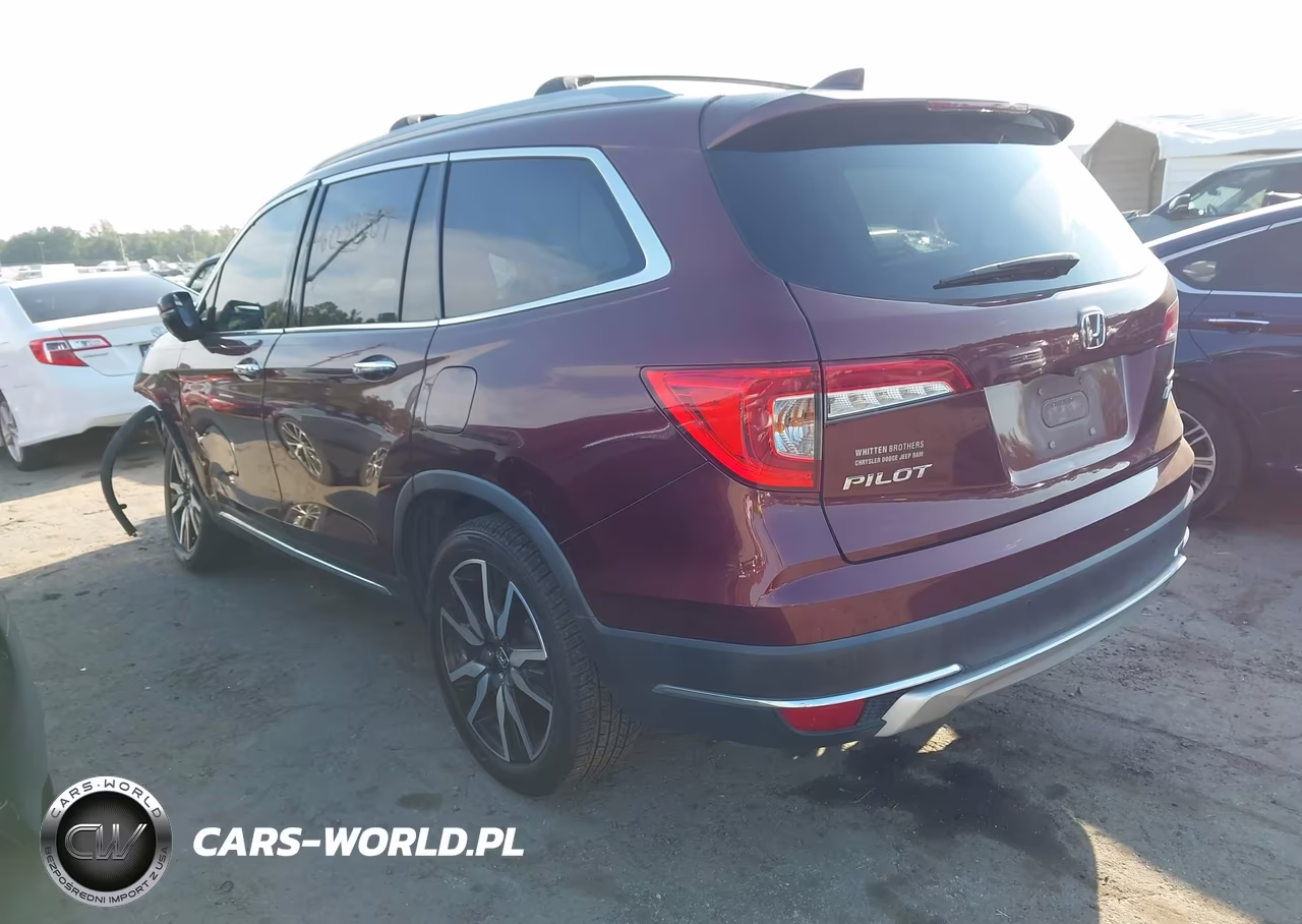 2019 Honda Pilot Touring VIN:5FNYF6H68KB012981 - 3