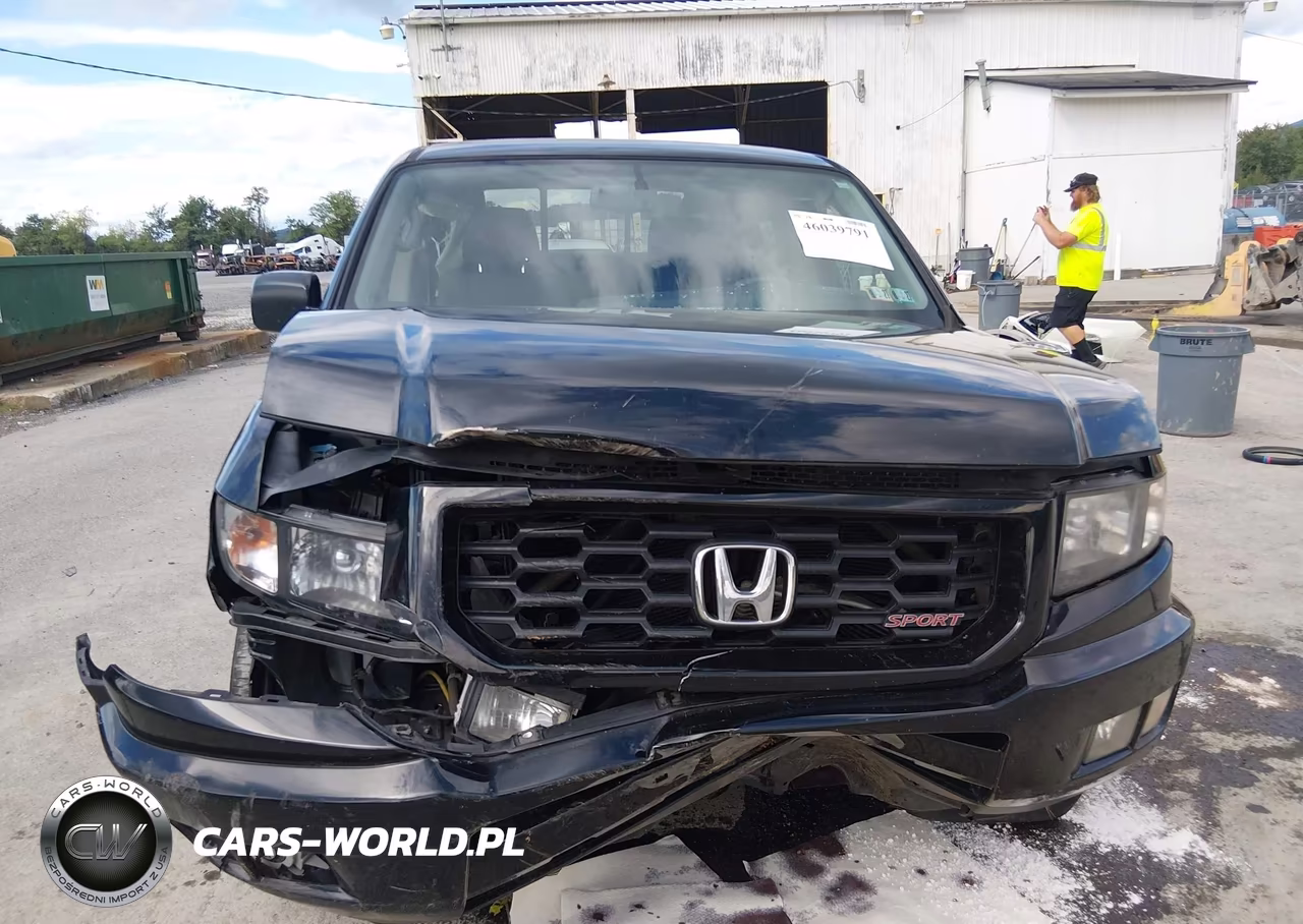 2013 Honda Ridgeline Sport VIN:5FPYK1F76DB016404 - 6