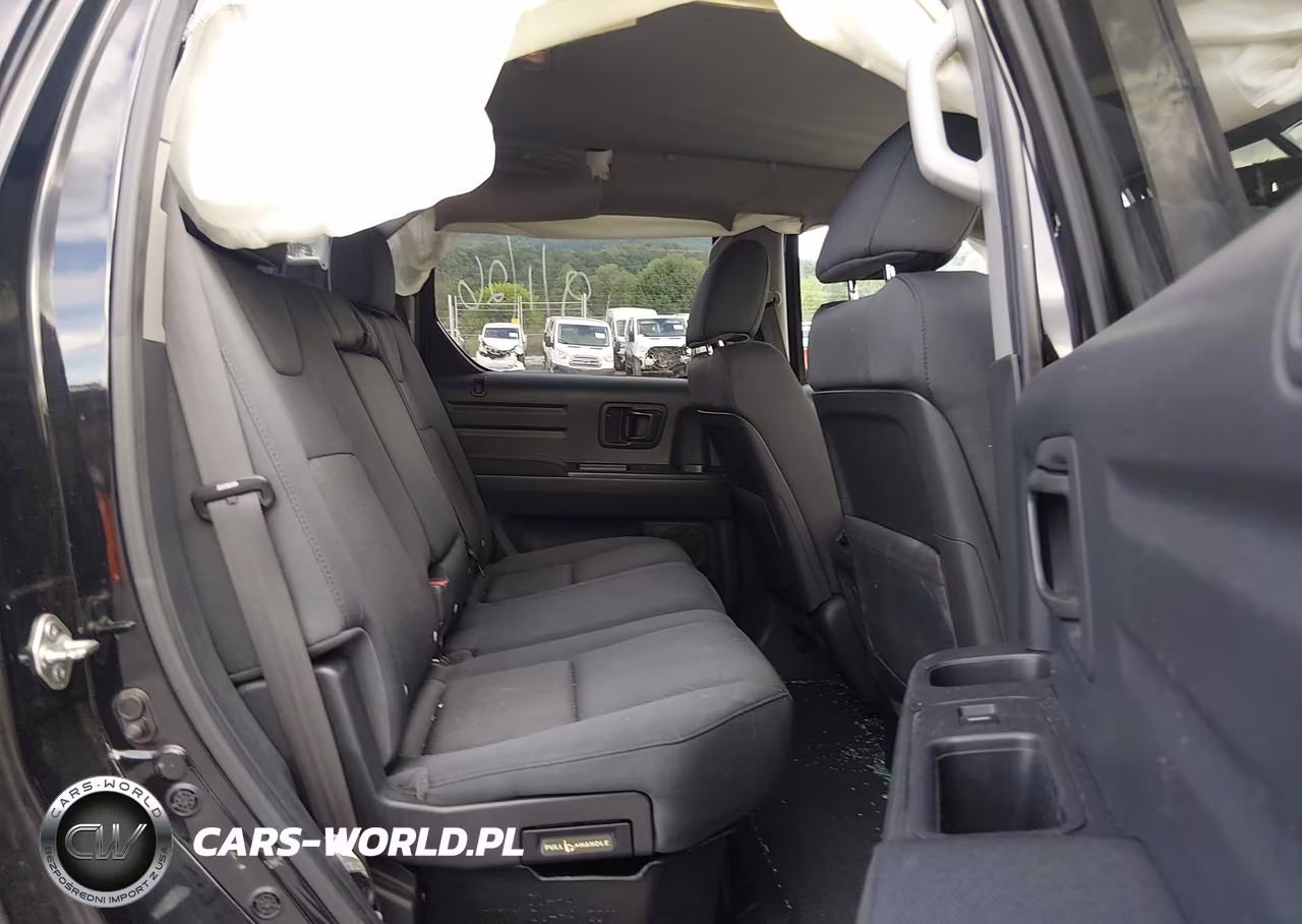 2013 Honda Ridgeline Sport VIN:5FPYK1F76DB016404 - 8