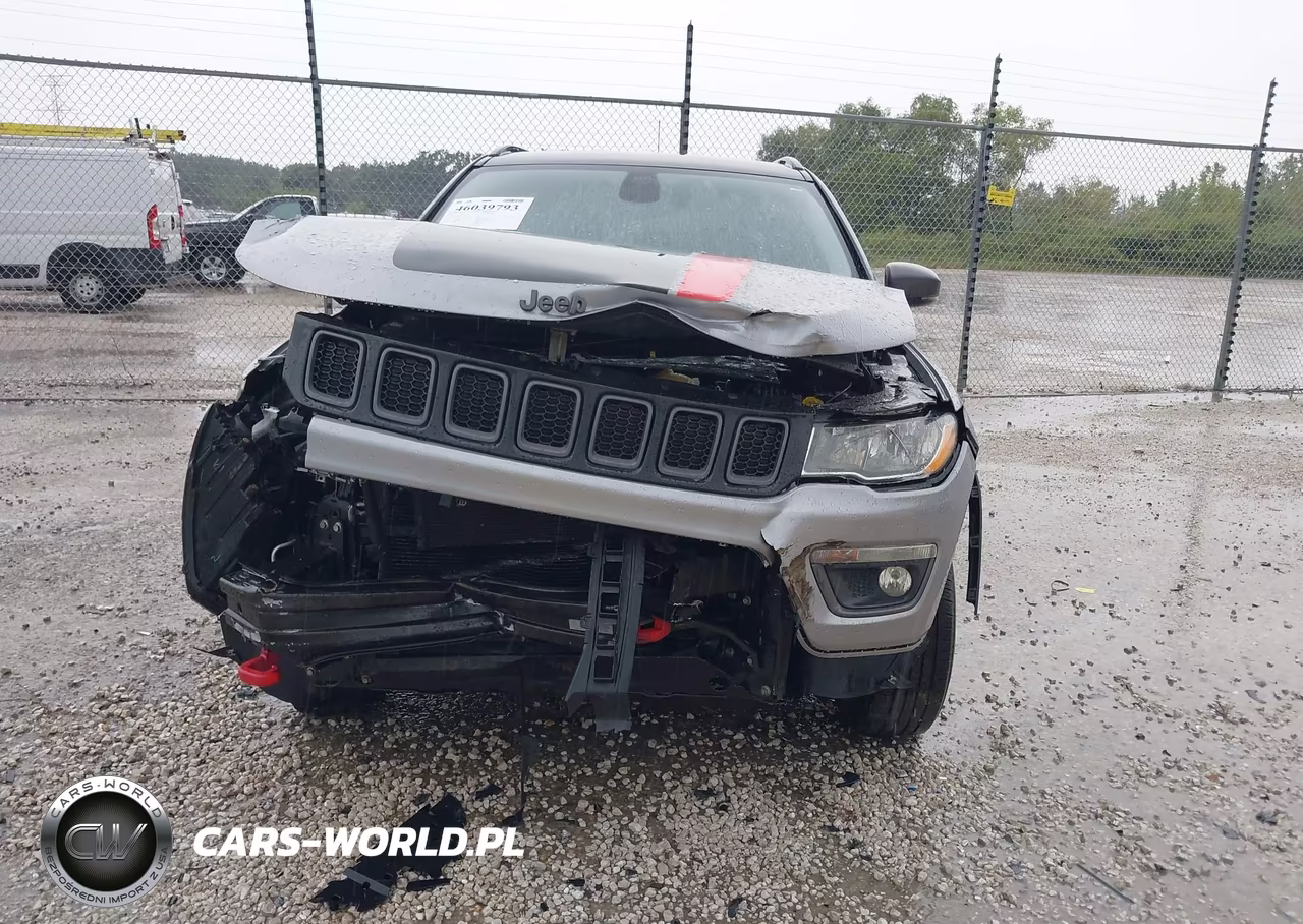 2018 Jeep Compass Trailhawk 4X4 VIN:3C4NJDDB9JT451003 - 12