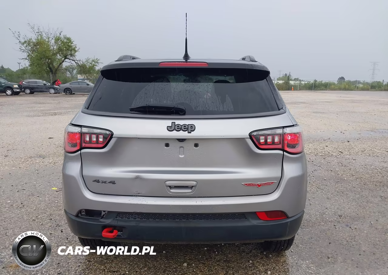 2018 Jeep Compass Trailhawk 4X4 VIN:3C4NJDDB9JT451003 - 16