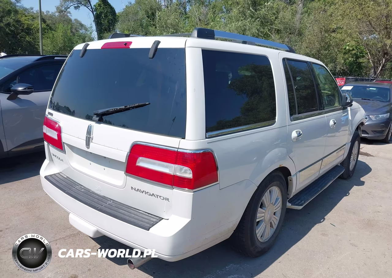 2008 Lincoln Navigator VIN:5LMFU28568LJ07812 - 4
