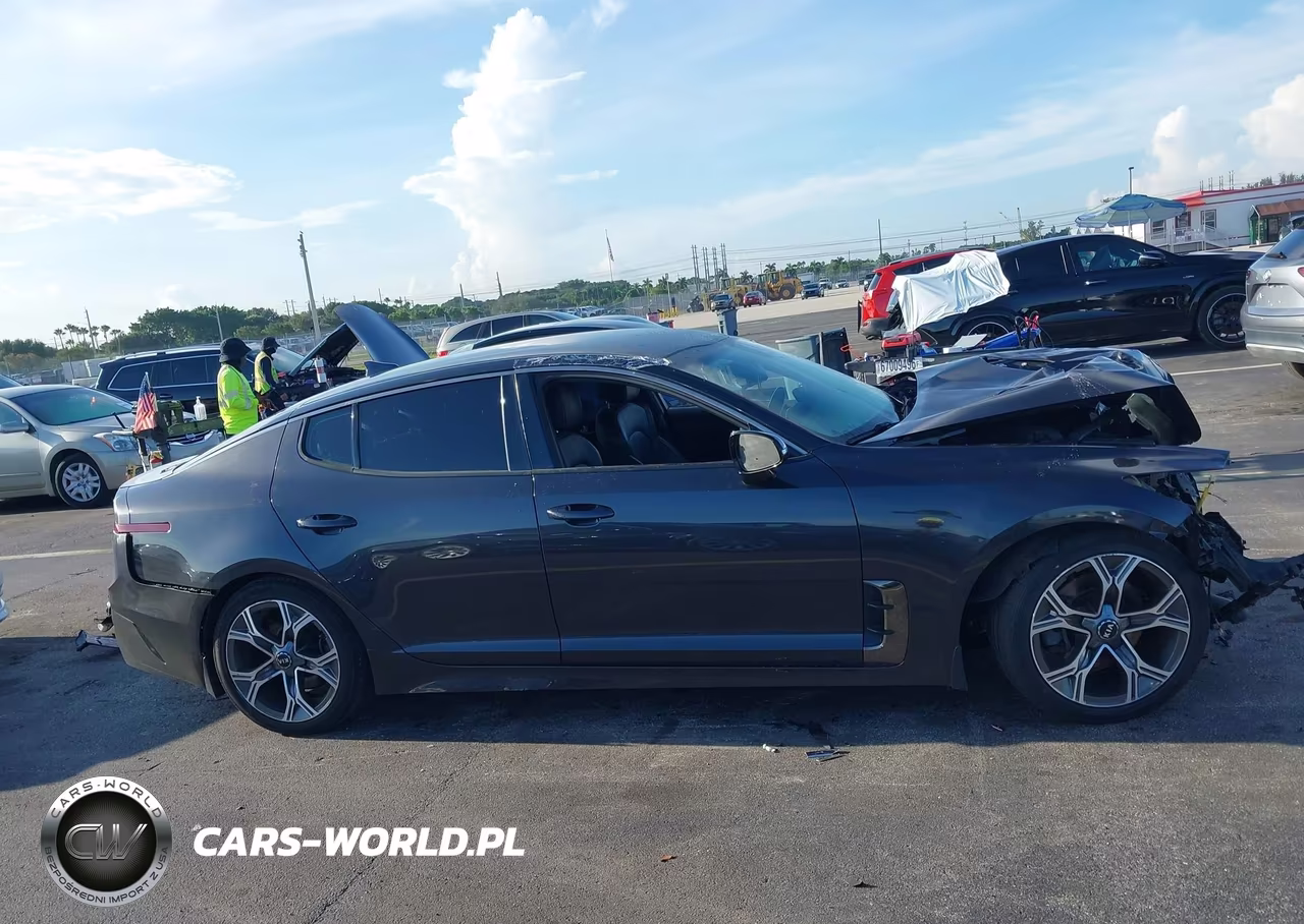 2021 Kia Stinger Gt-Line VIN:KNAE15LA7M6097864 - 13