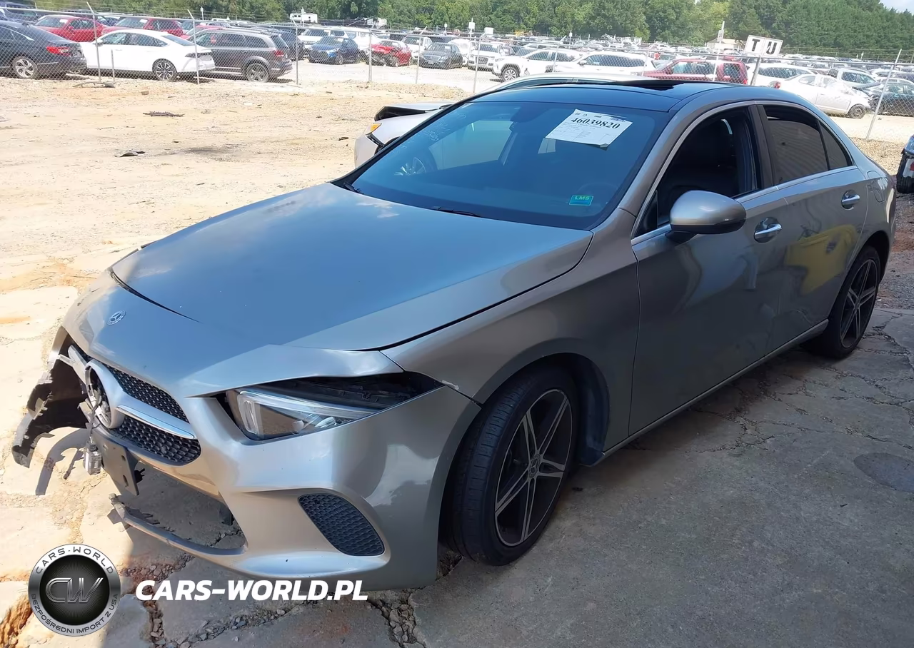 2019 Mercedes-Benz A 220 4Matic VIN:WDD3G4FB4KW035400 - 2